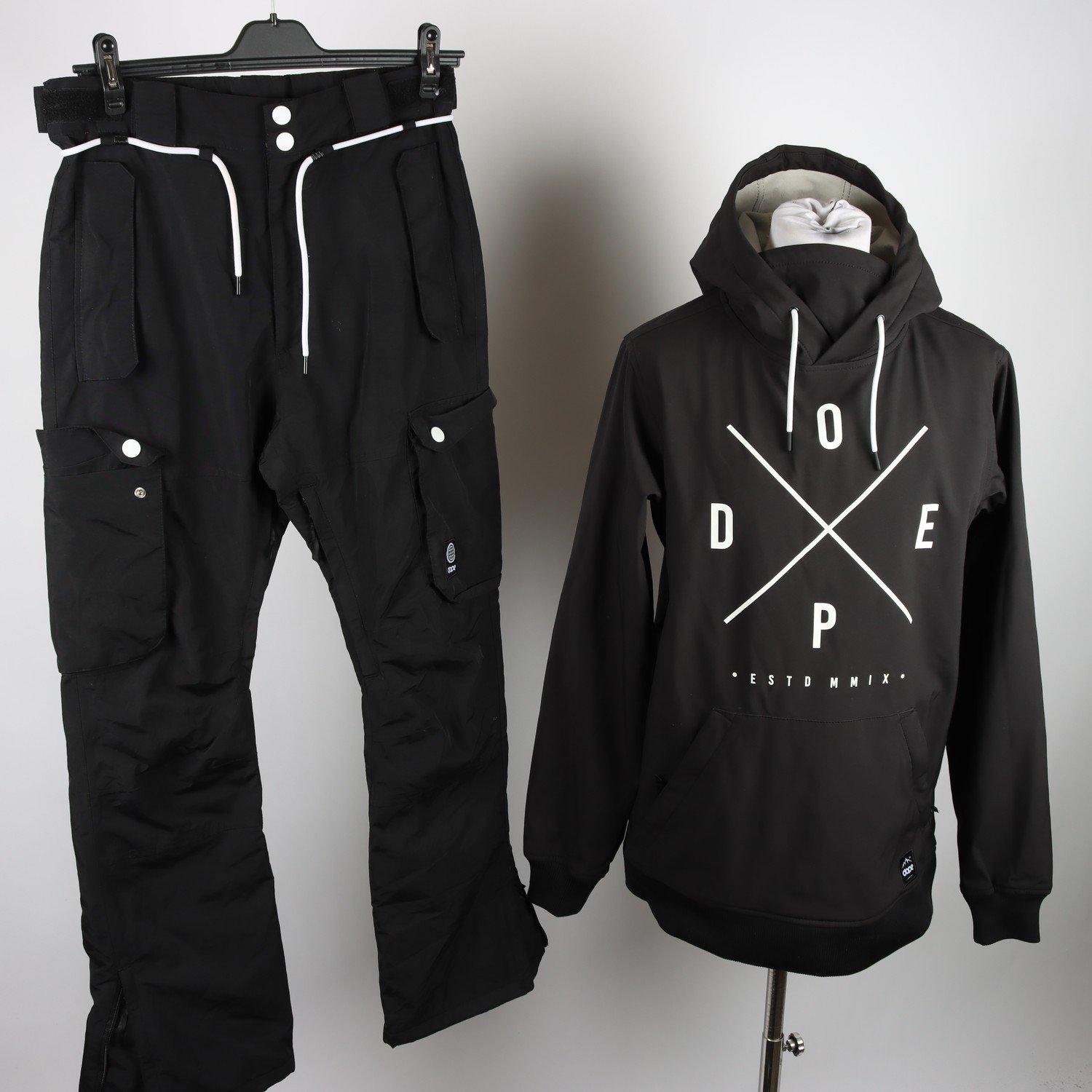 Skidkläder, Dope, byxor, anorak, svart, stl. XS/S.
