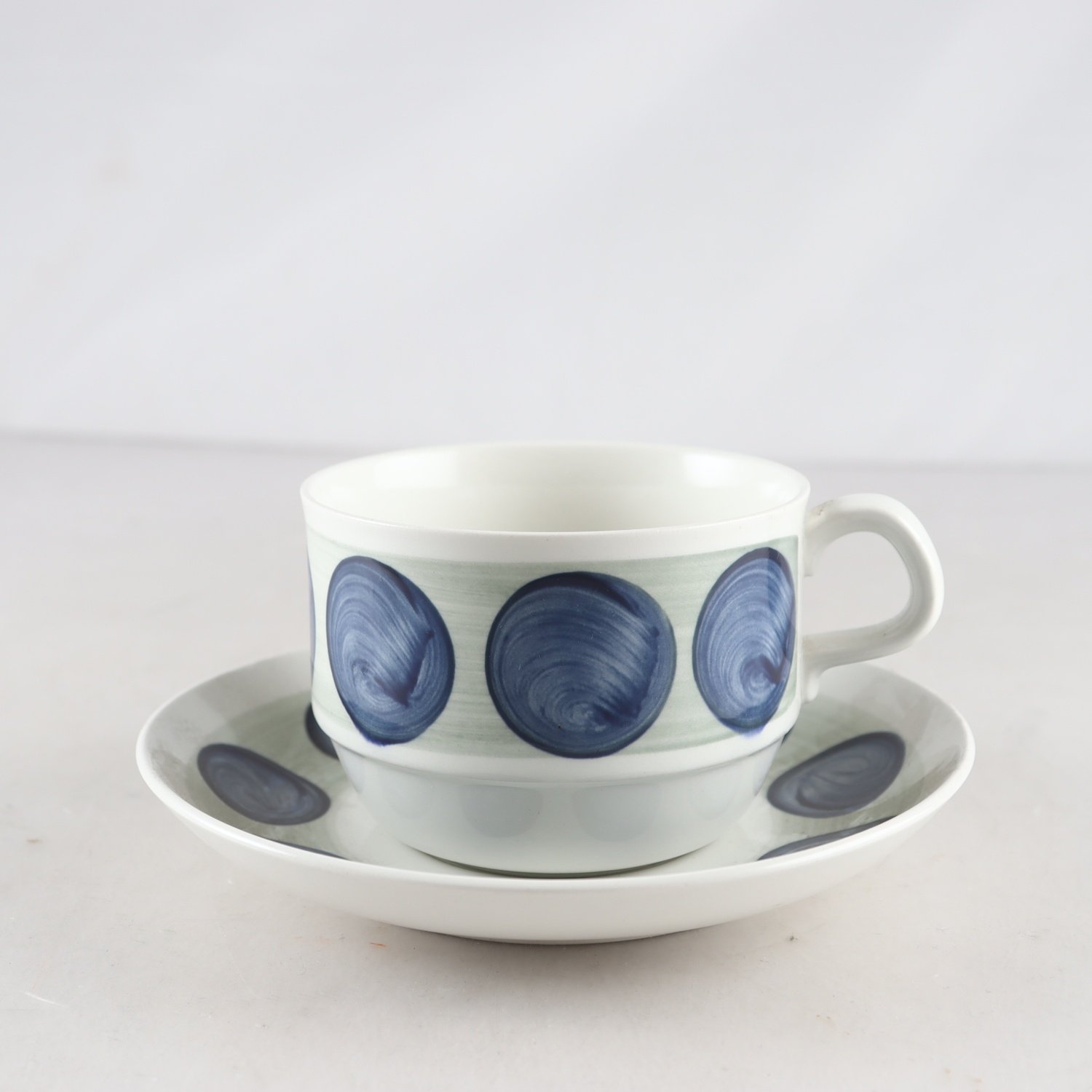 Kopp på fat, ”Prick”, Rörstrand