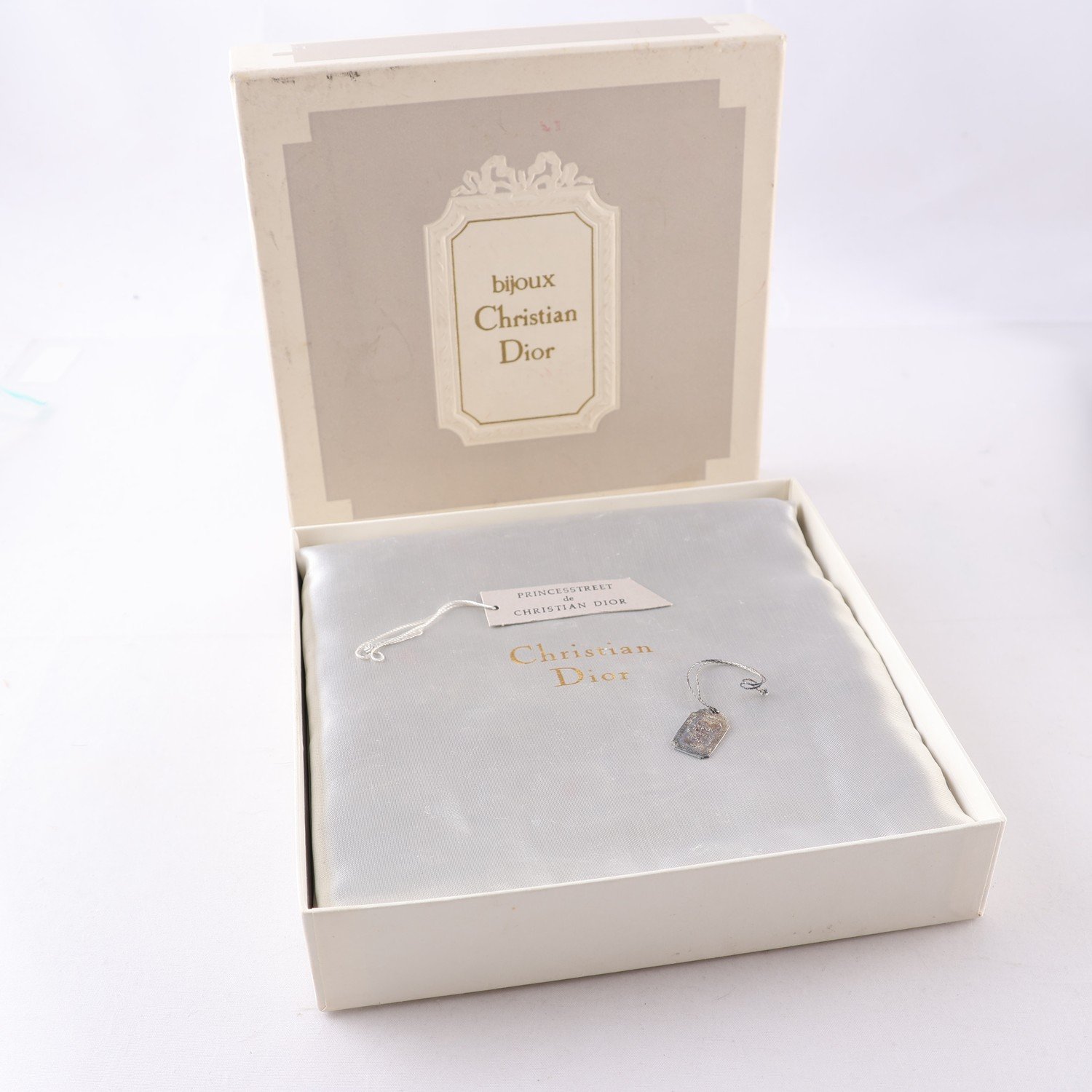 Ask, kartong, textil, Christian Dior, vintage