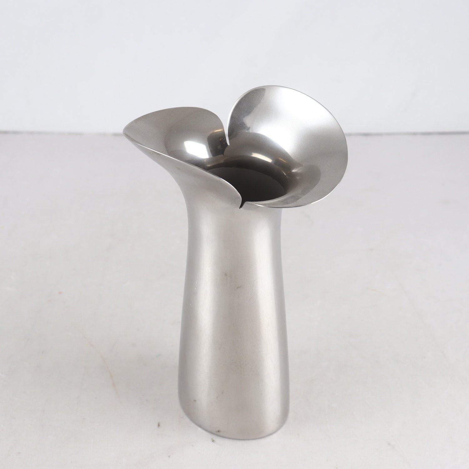 Vas, rostfritt stål, ”Bloom Botanica”, Georg Jensen