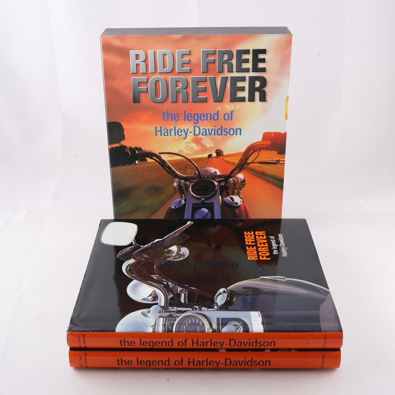 Ride free forever, The legend of Harley-Davidson, 2 volymer