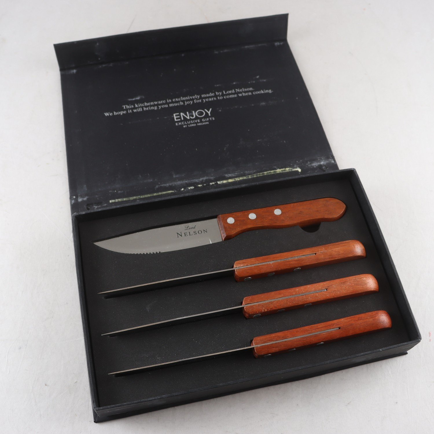 Knivar, Lord Nelson, 4 st