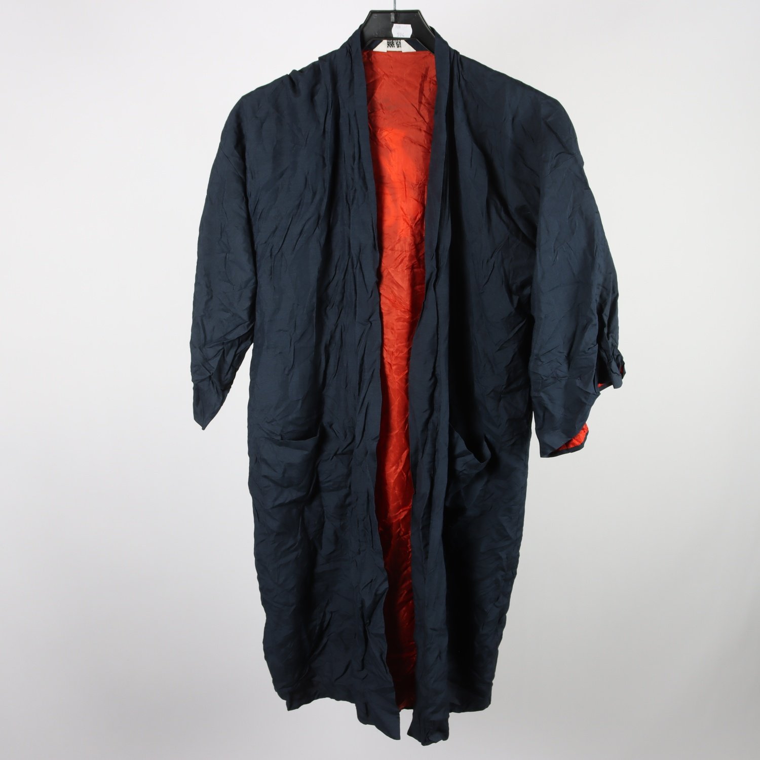 Kimono, blå, röd, 100% silke, stl. ca. S/M.