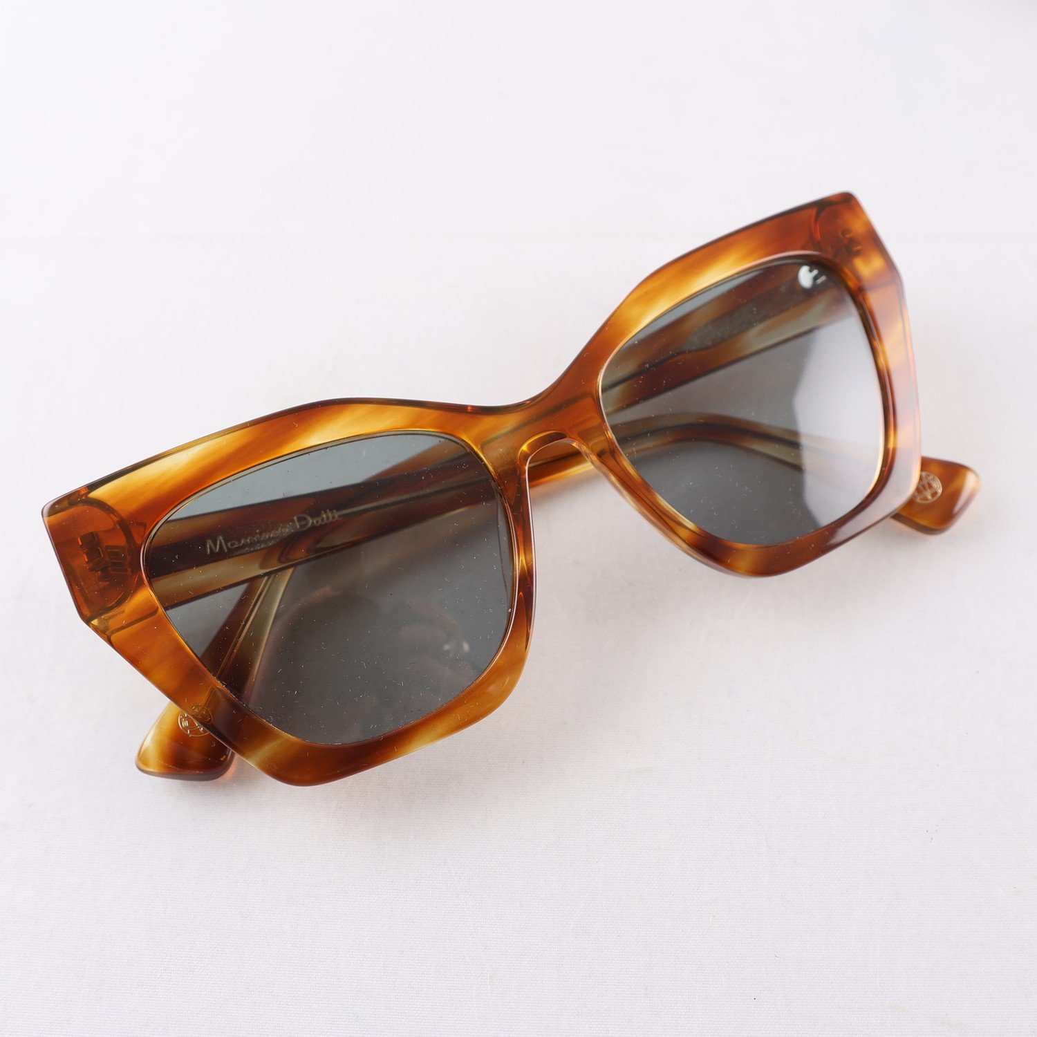 Solglasögon, Massimo Dutti