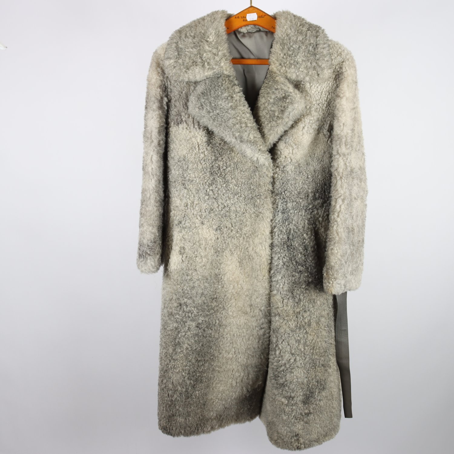 Fårskinnspäls, Icelandic Lamb, grå, stl. ca. S.