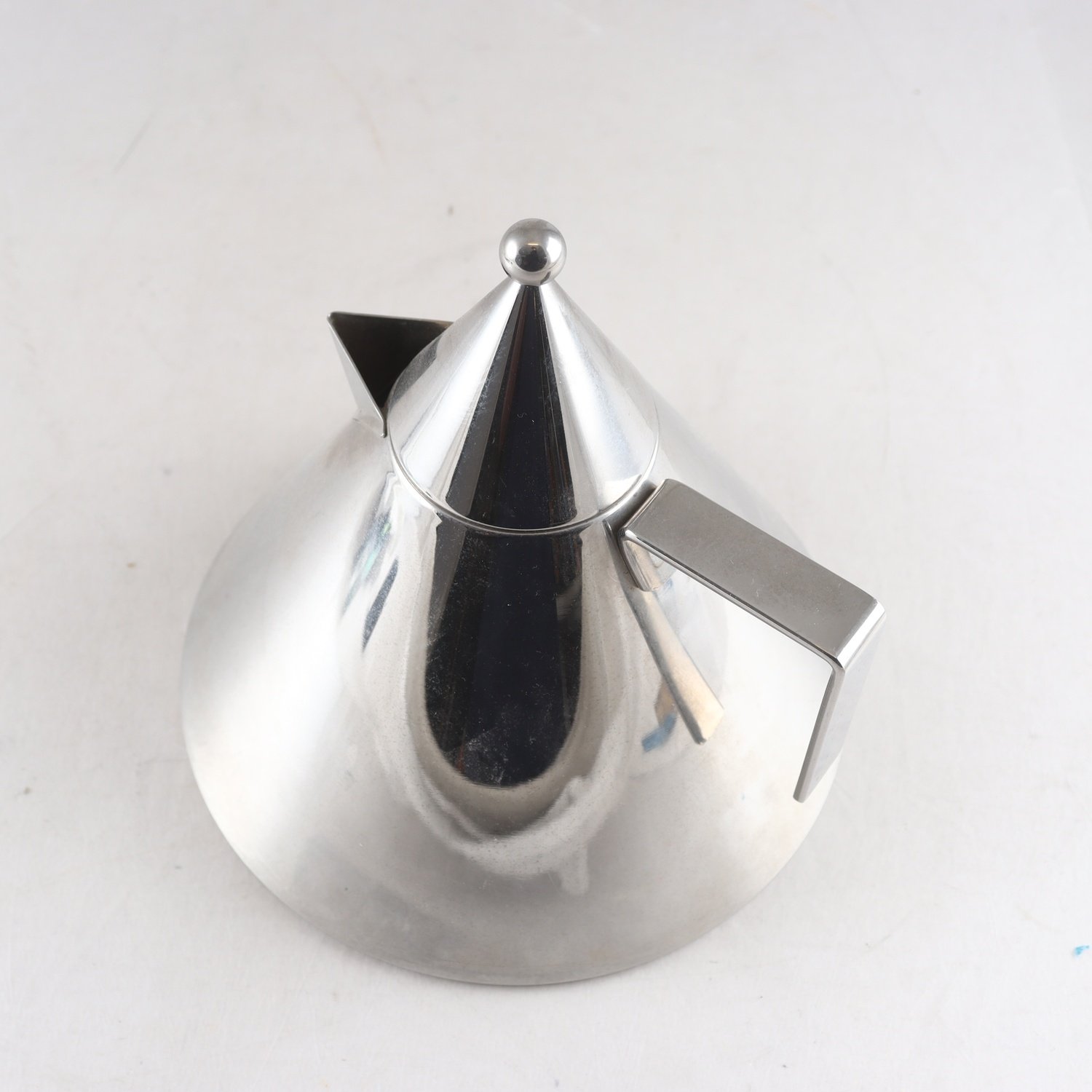 Tekanna, ”Conico”, Aldo Rossi, Alessi