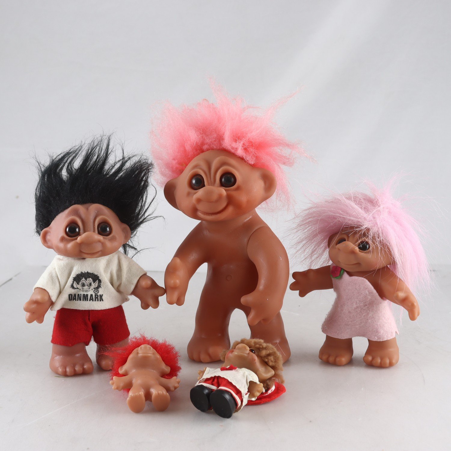 Dockor, Troll dockor, Dam