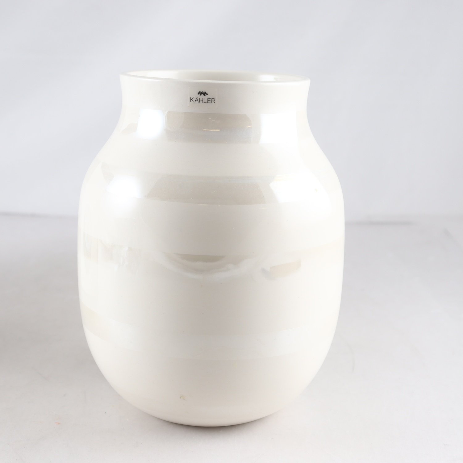 Vas, ”Omaggio”, Ditte Reckweg & Jelena Schou Nordentoft, Khäler