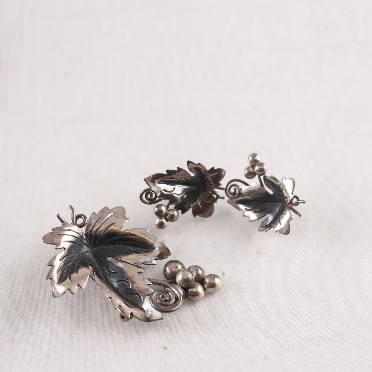 Set, brosch, örhängen, silver 925, druvor, vintage, vikt: 18,9 g