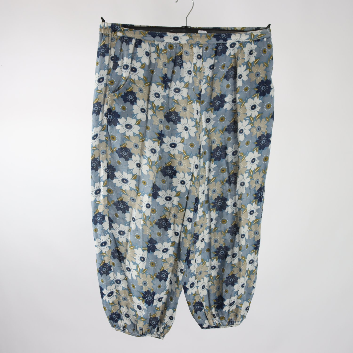 Byxor, Gudrun Sjödén, blommig, blå, stl. M.