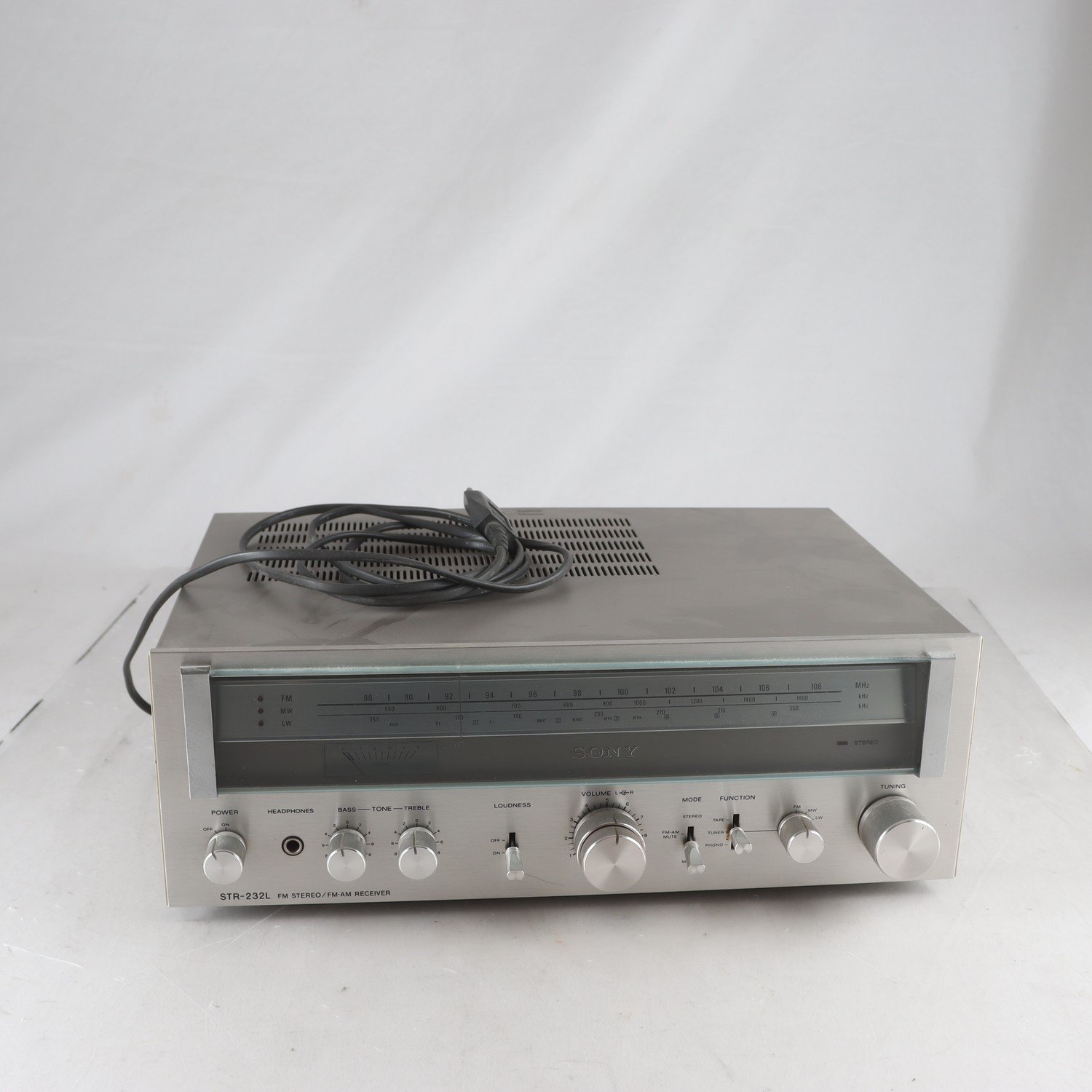 Förstärkare, Sony STR-232L. Samfraktas ej.