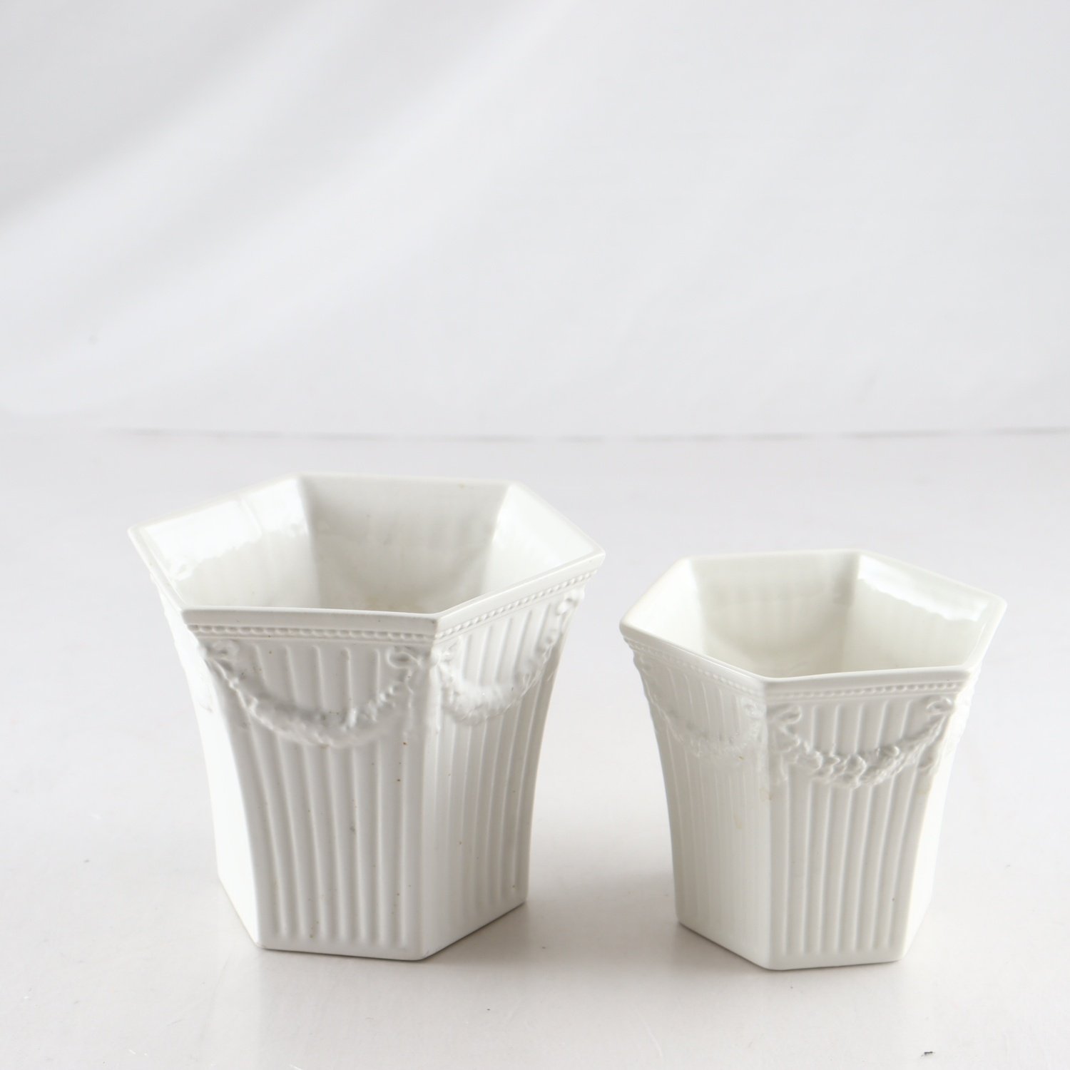 Ytterfoder, Empire, Old Gustavsberg, stl. 1 & 2, 2 st. Samfraktas ej.