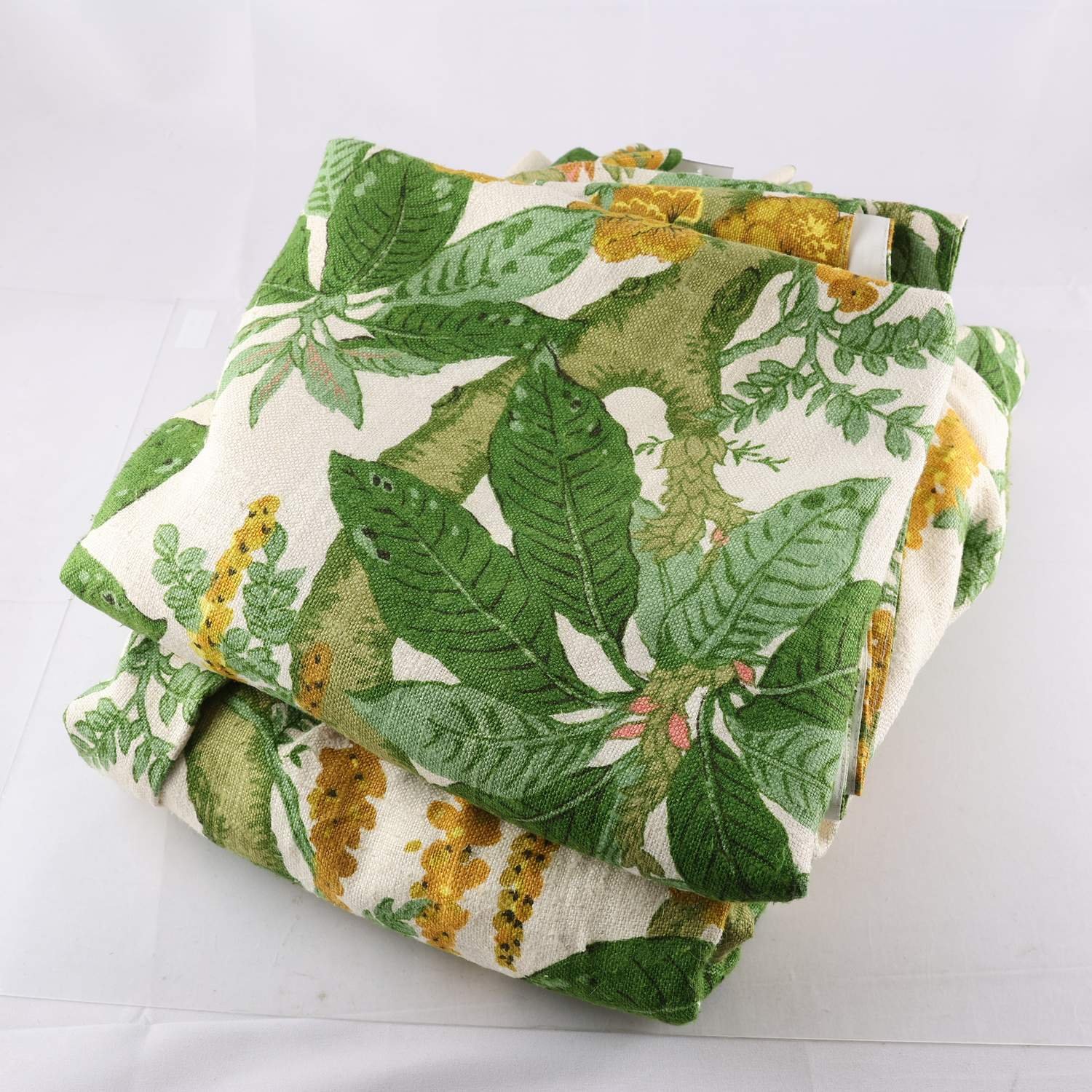 2 gardinlängder, Okänd, fodrad, grön, vit, linnemix, tunga.