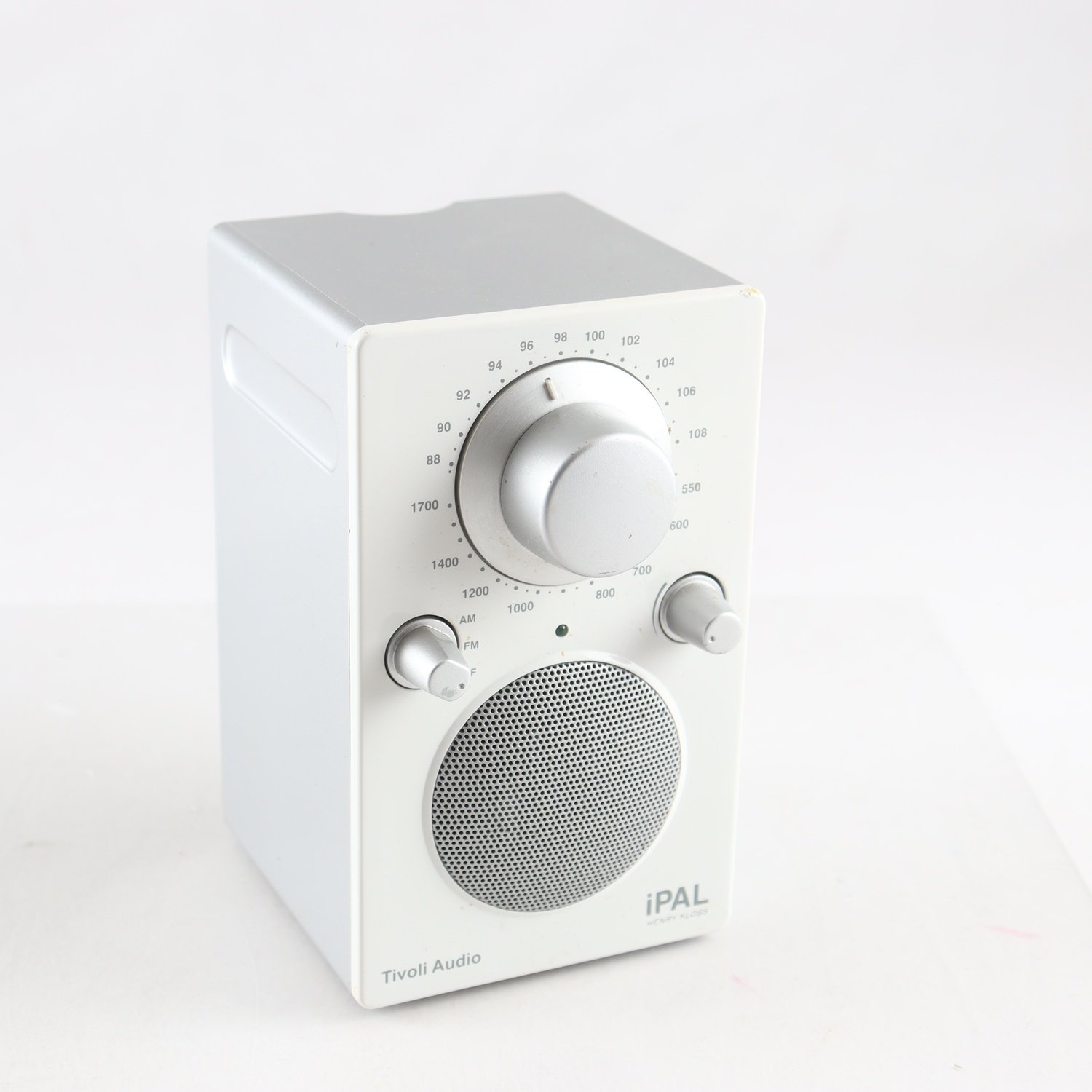 Radio, Ipal, Tivoli Audio