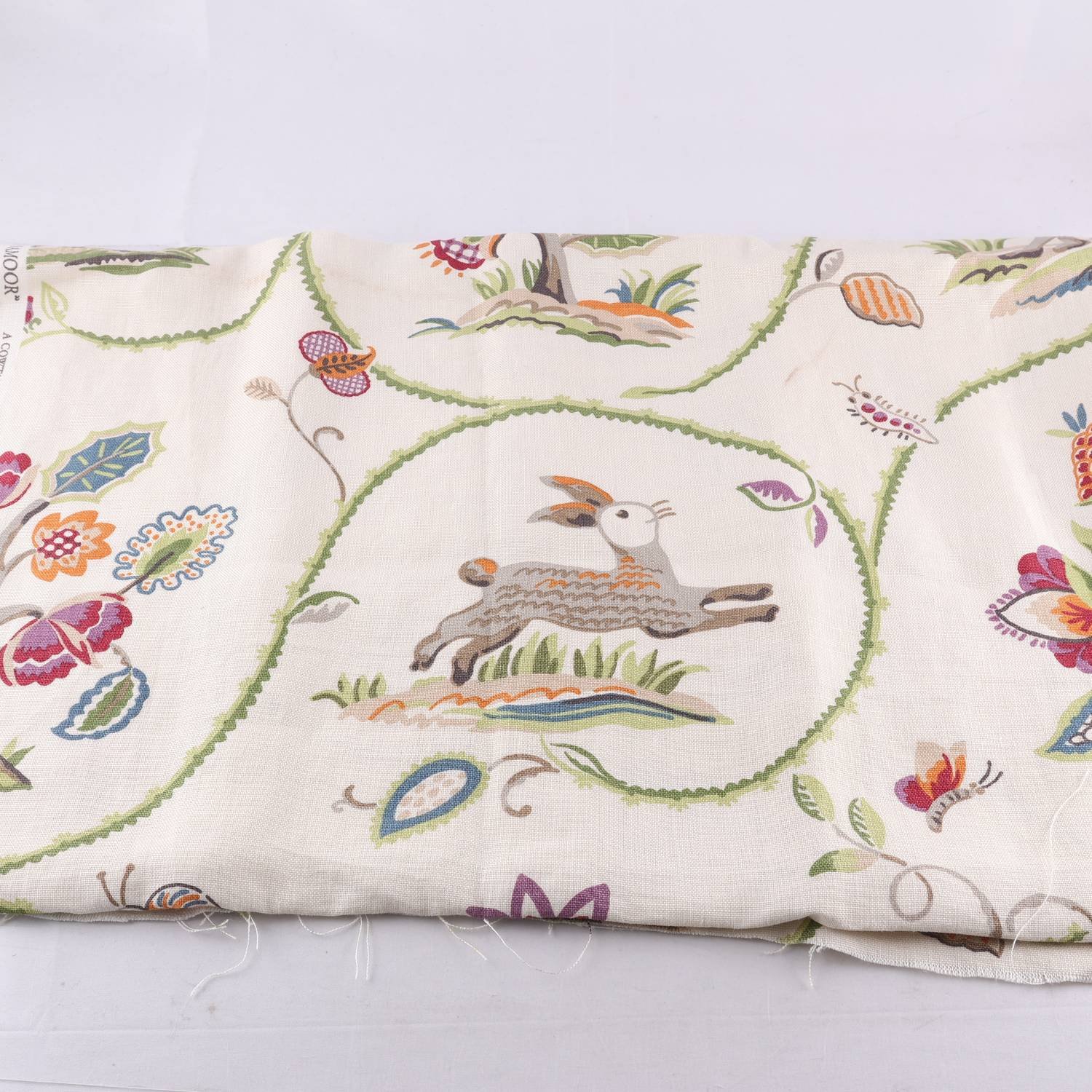 Tyg, A Cowtan & Tout, ”Caramoor”, lin, beige, mönstrad.