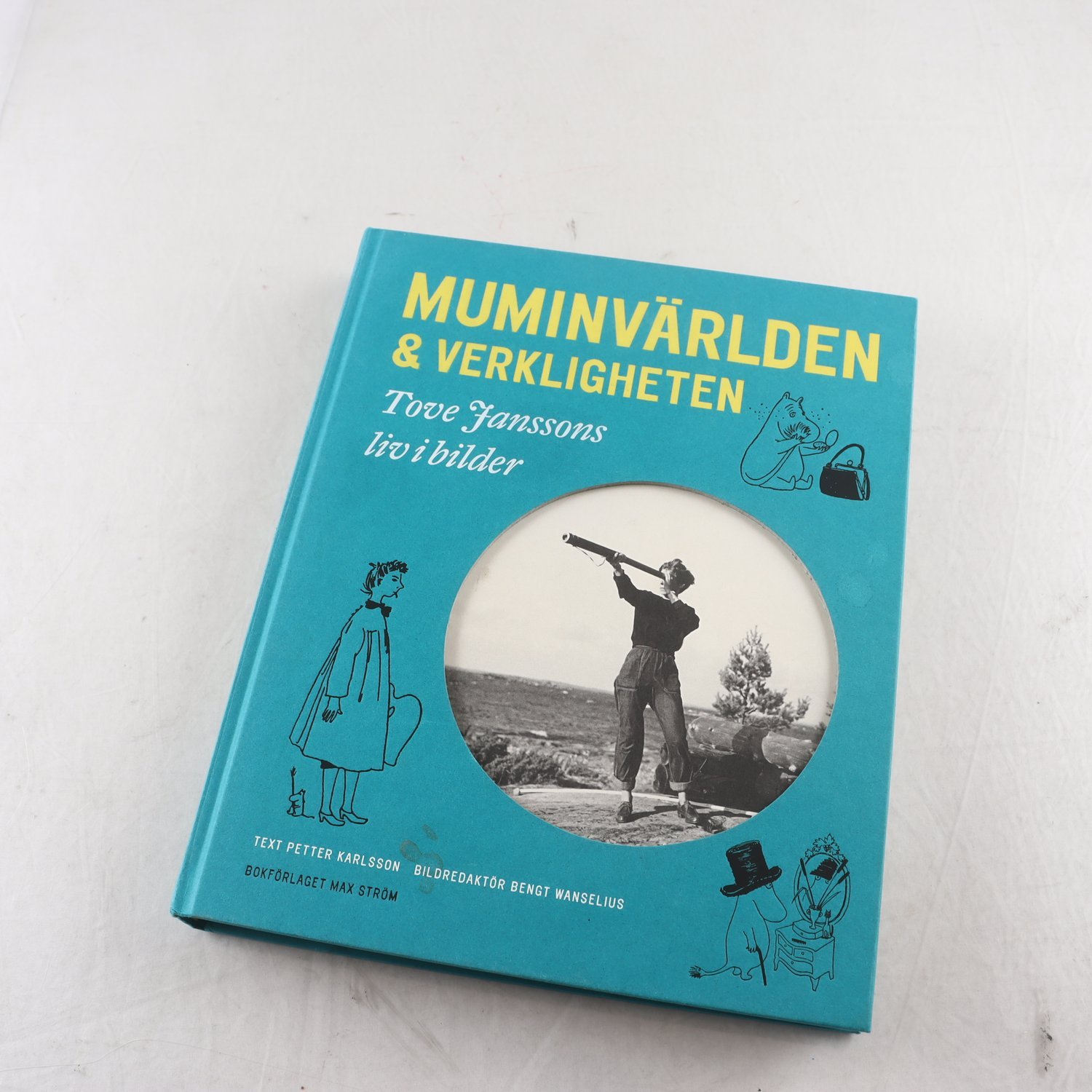 Muminvärlden & verkligheten, Tove Janssons liv i bilder