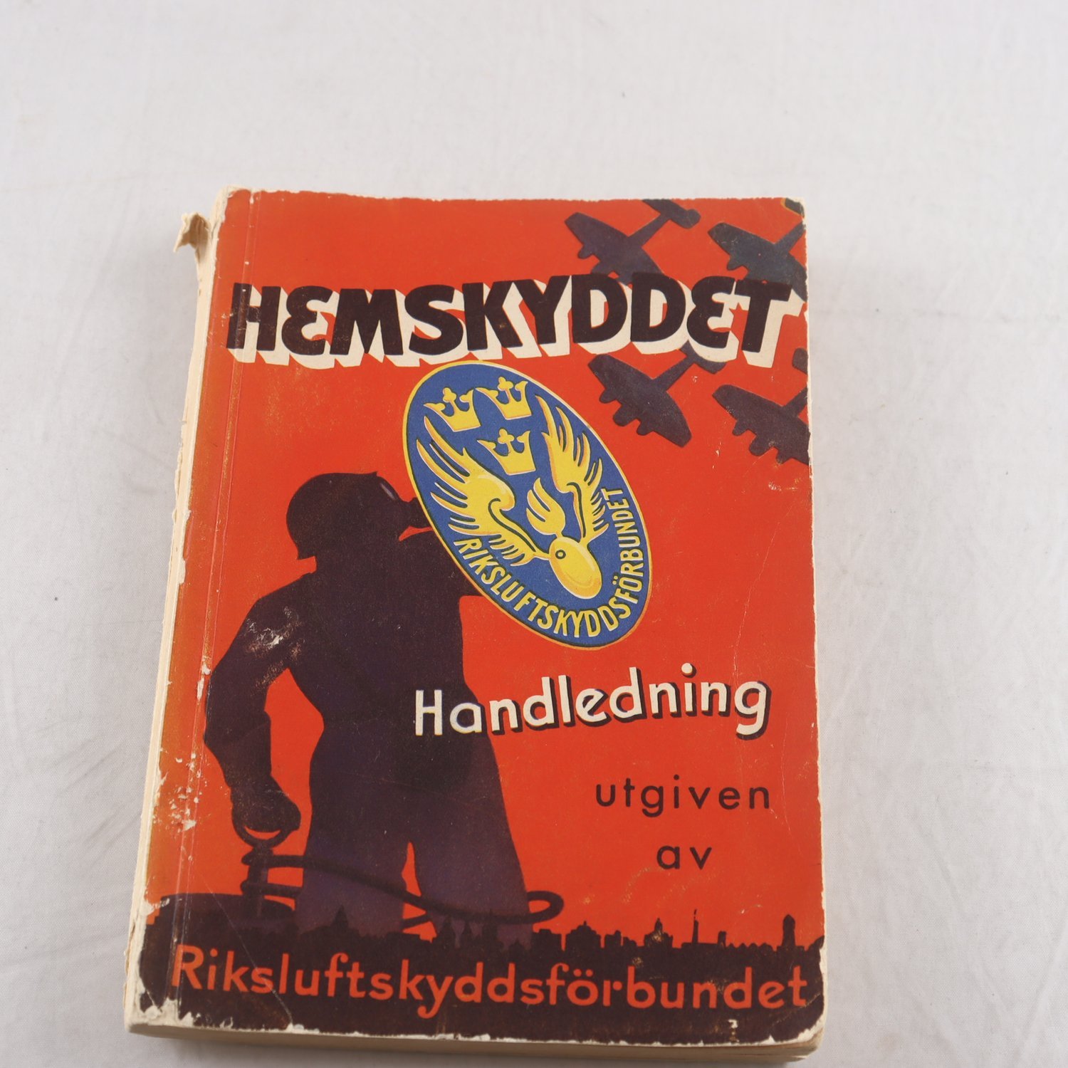 Hemskyddet, Handledning utgiven av Riksluftskyddsförbundet