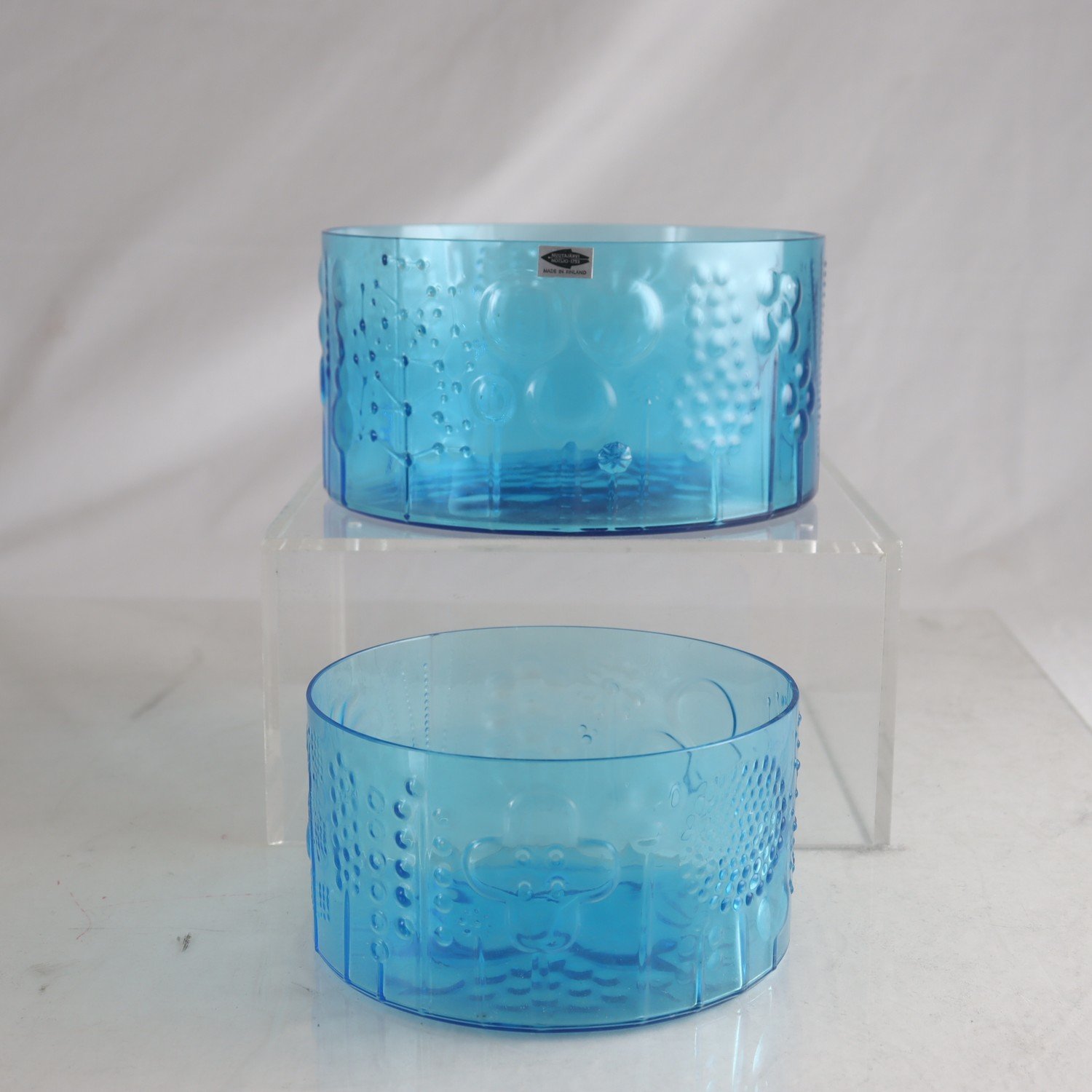 Skålar, ”Flora”, Oiva Toikka, Nuutajärvi, Notsjö, 2 st. Samfraktas ej.