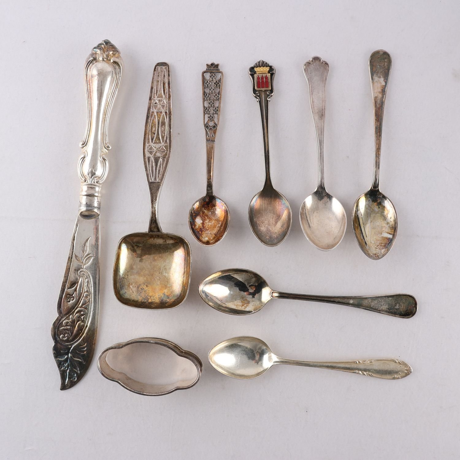 Skrotsilver, stämplat, kattfot S, vikt: 169g