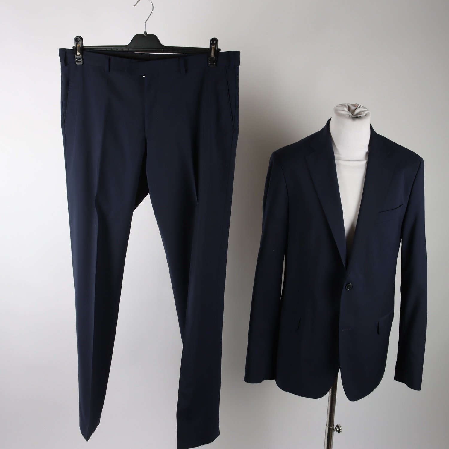 Kostym, Oscar Jacobson, blå, stl. 154