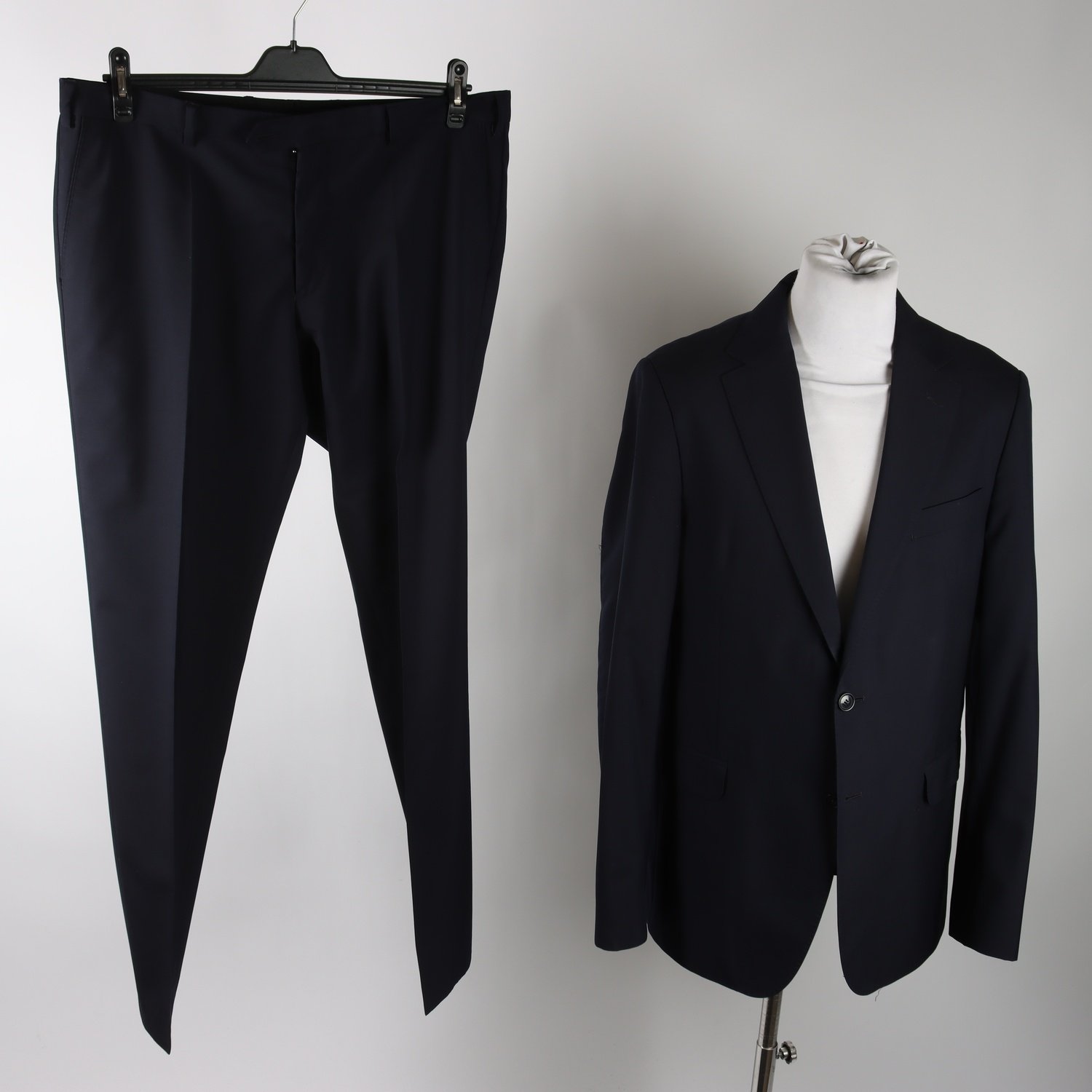 Kostym, Oscar Jacobson, blå, stl. 154