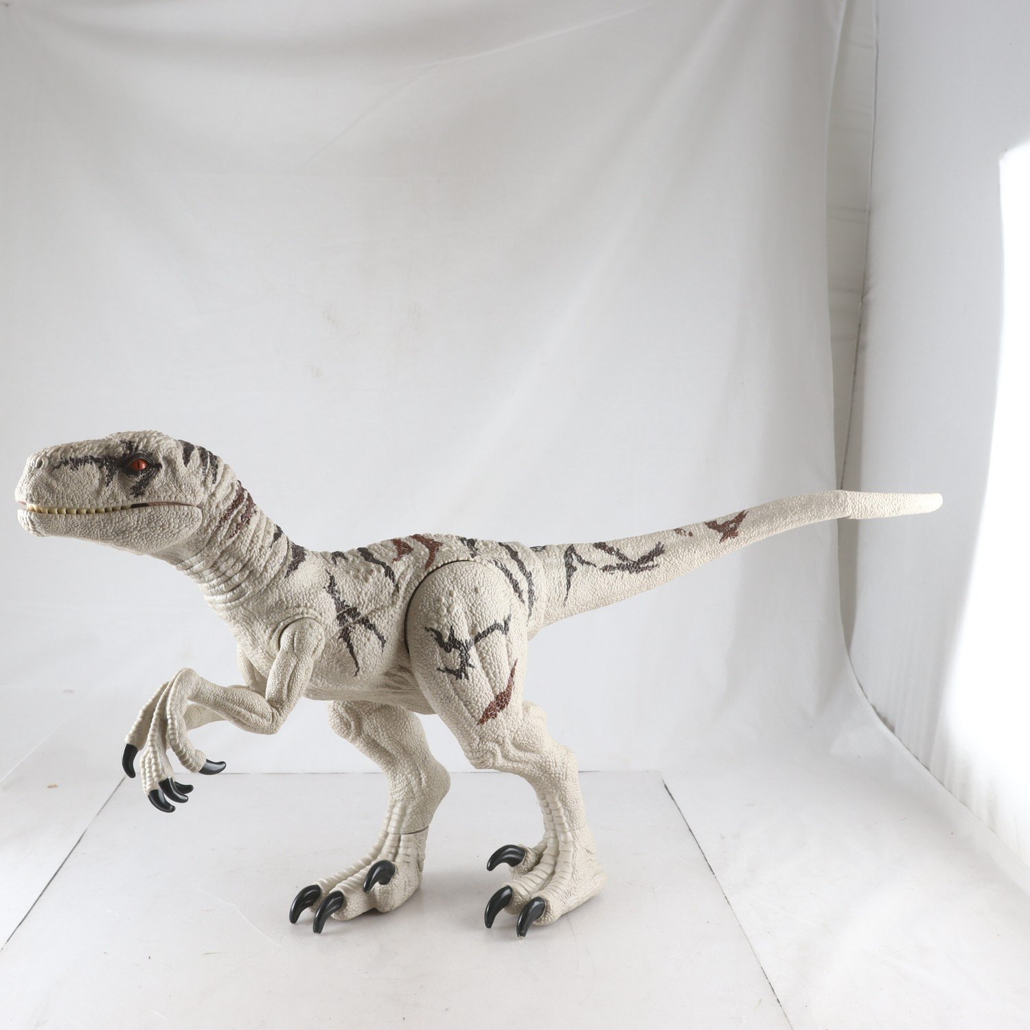 Dinosaur, Jurassic world, mattel 2021. Endast avhämtning.