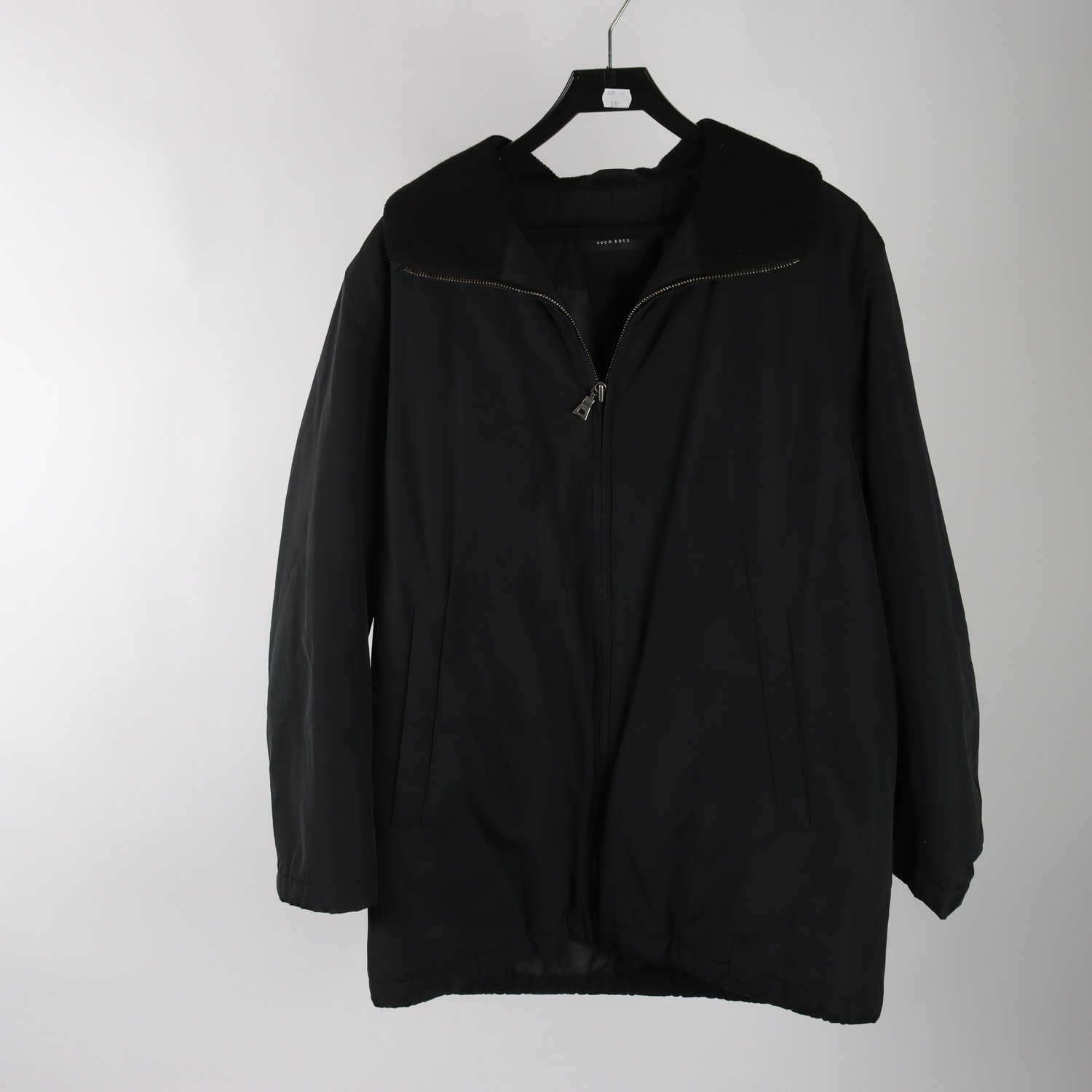 Vinterjacka, Hugo Boss, svart, stl. 48.