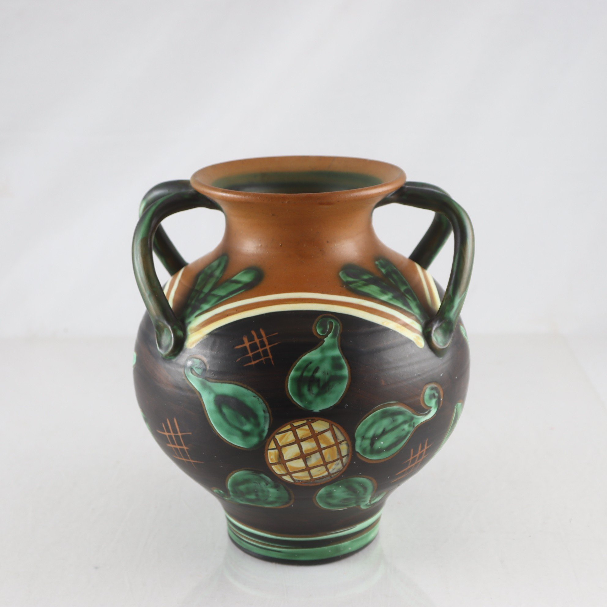 Vas/Krus, upsala ekeby. Samfraktas ej.