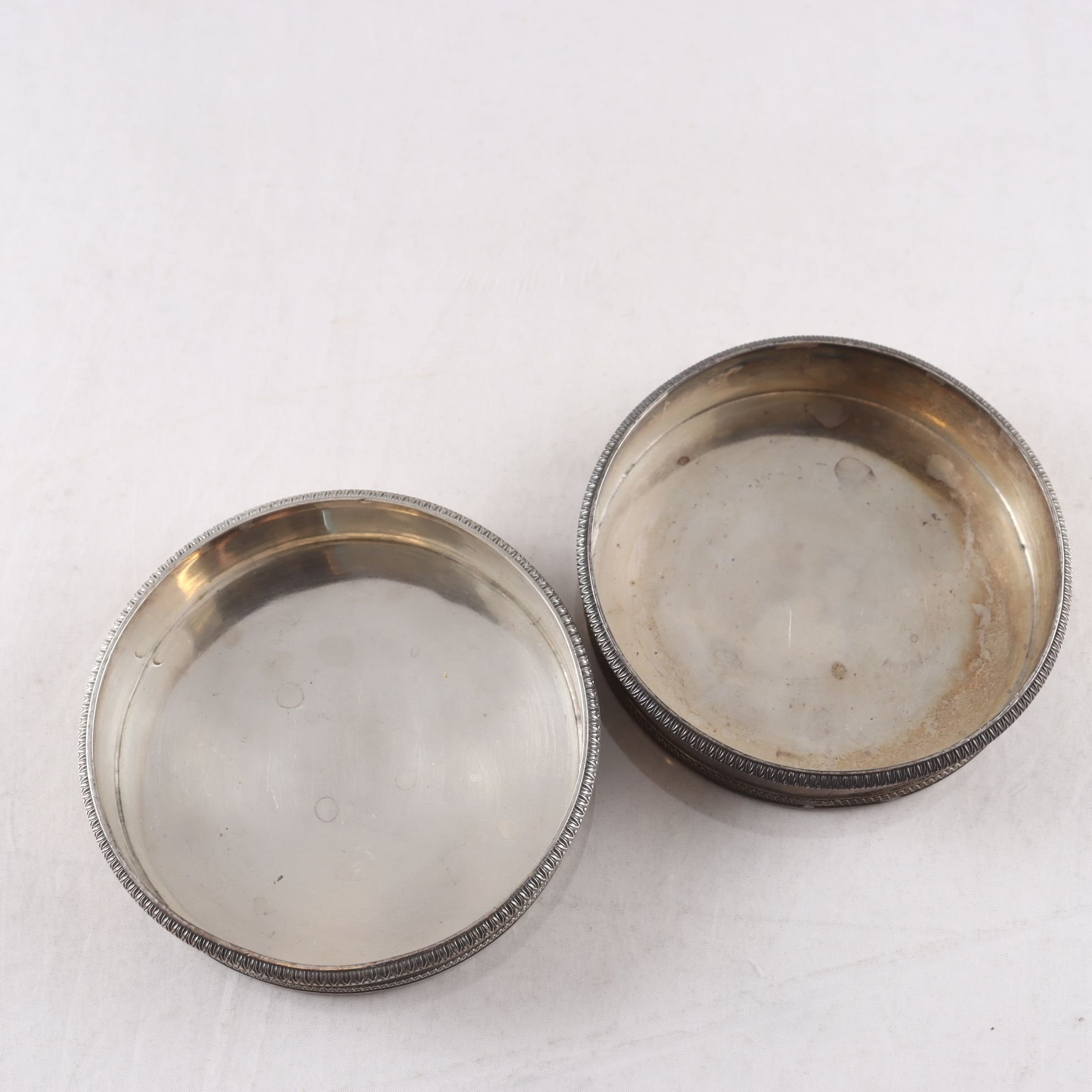 Paret coasters, silver, 950/1000, Paris, 1819-1838