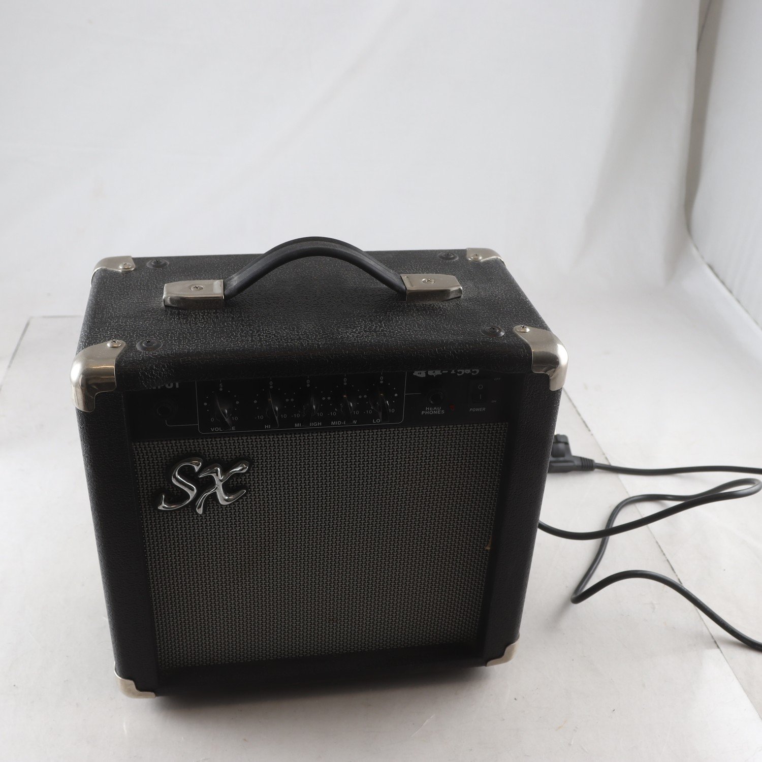 Gitarrförstärkare, Sx, Ba-1565. Samfraktas ej.