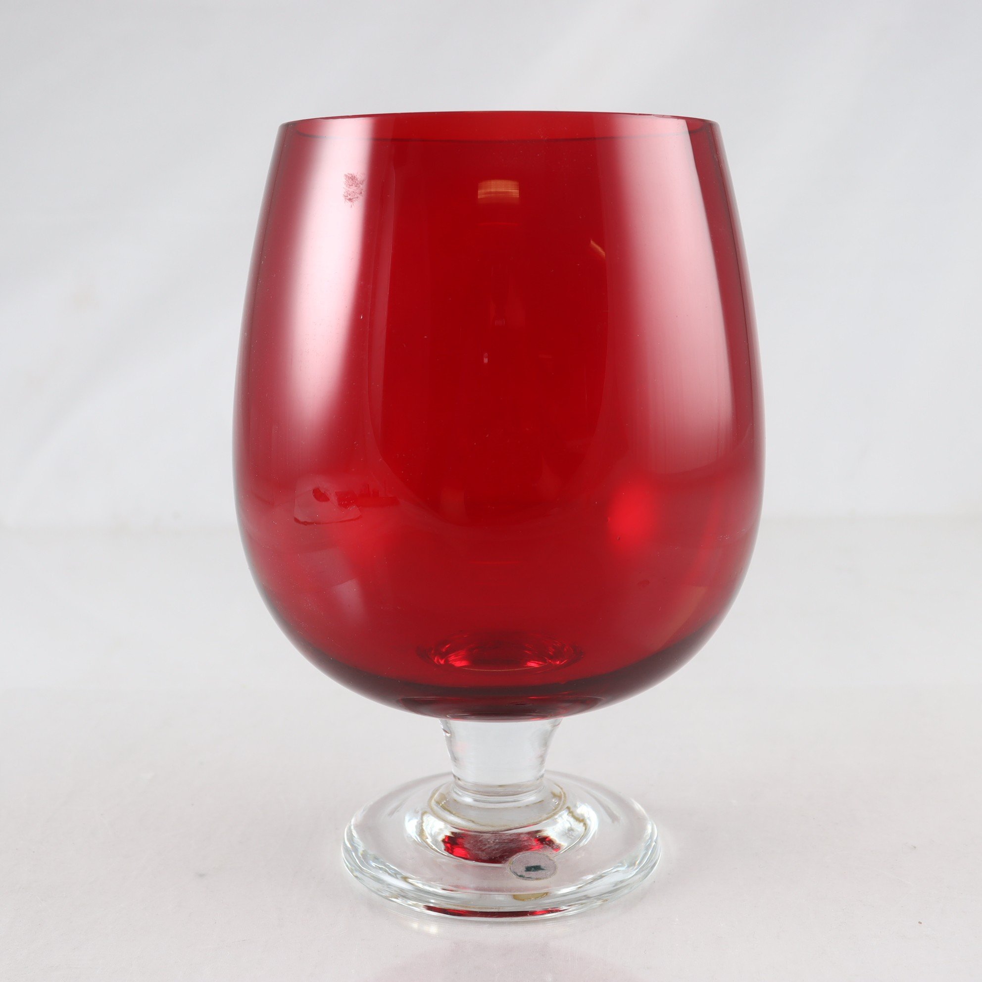 Skål på fot, Reijmyre. Samfraktas ej.