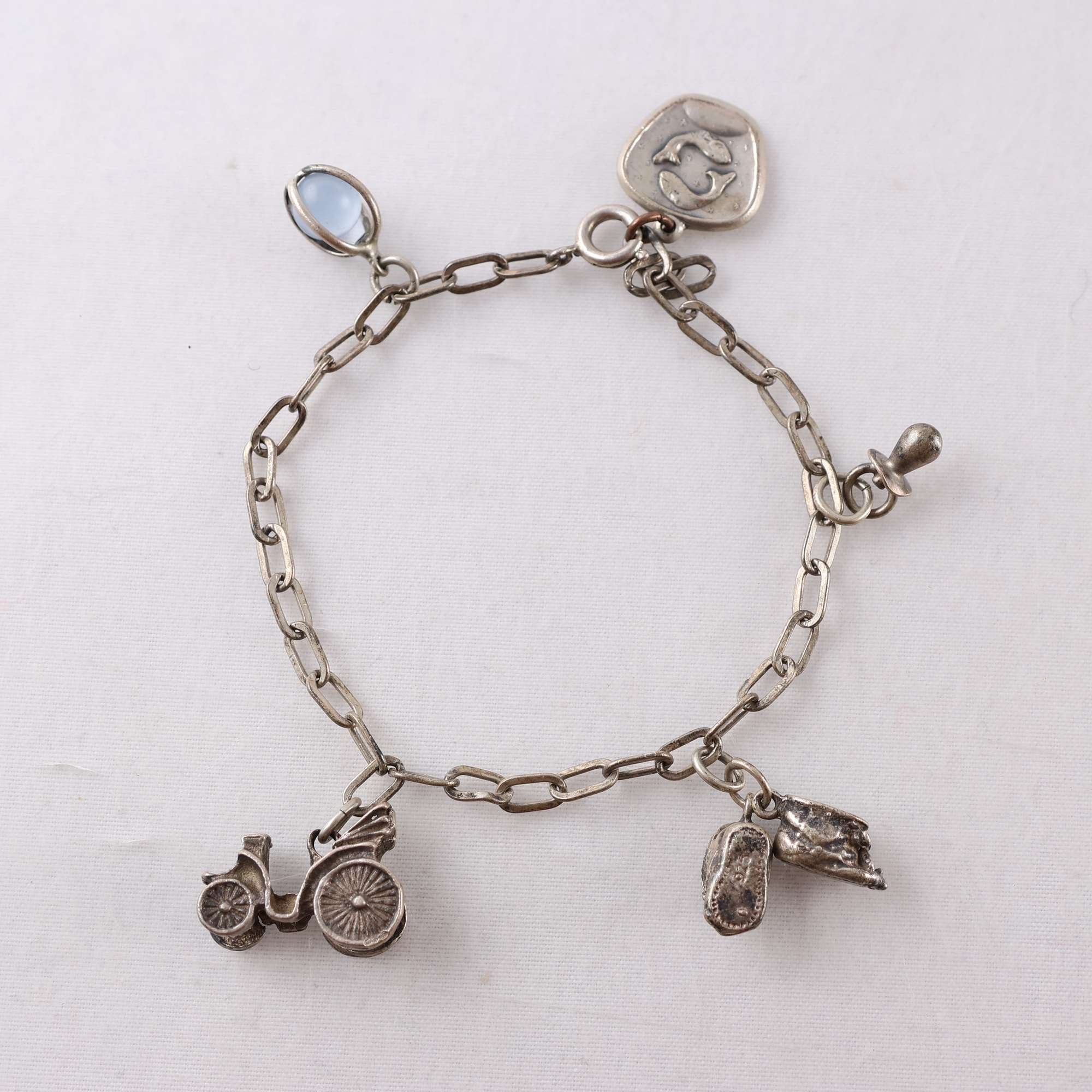 Armband, silver, berlocker, Brv: 13.6g