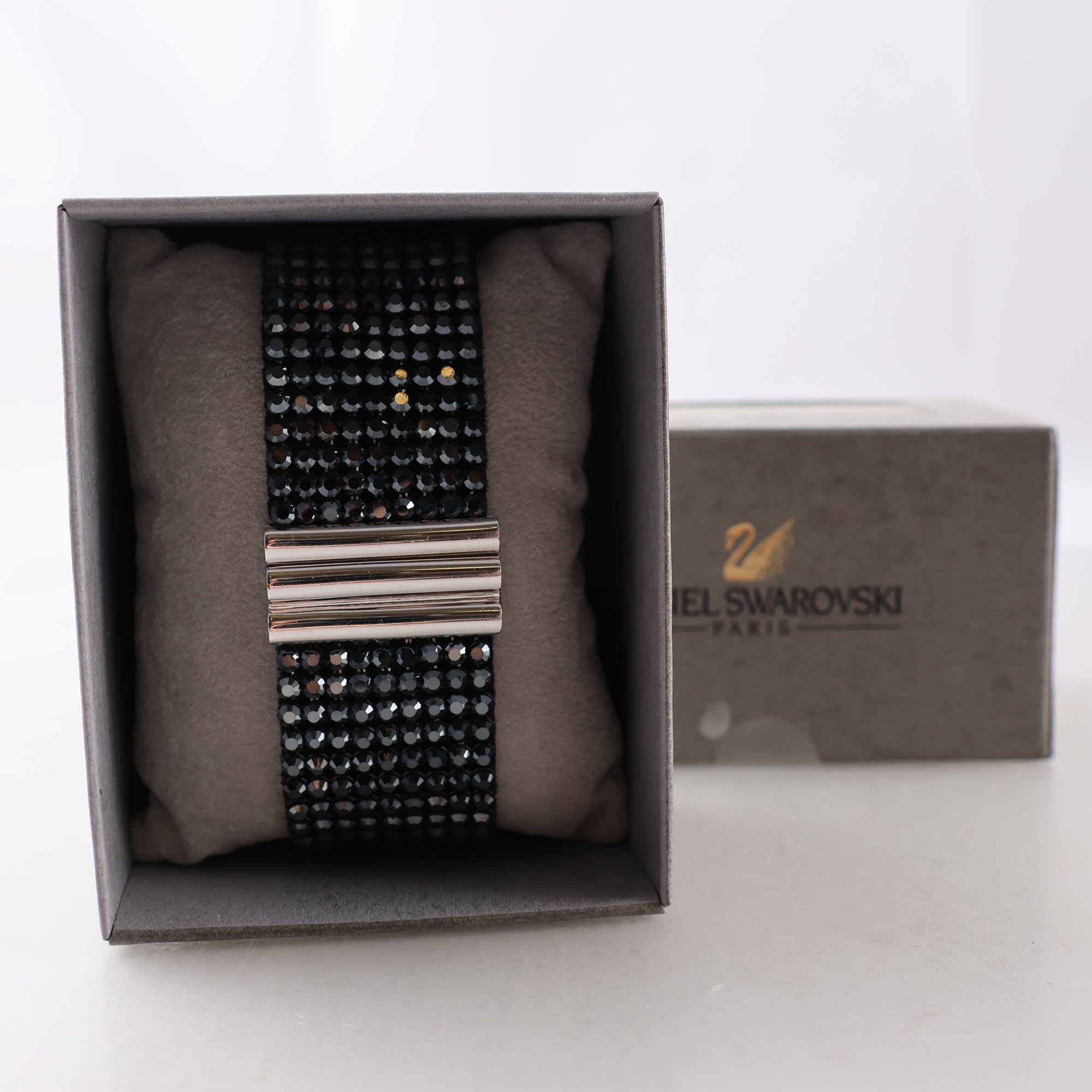 Armband, svarta slipade stenar, Daniel Swarovski, Paris