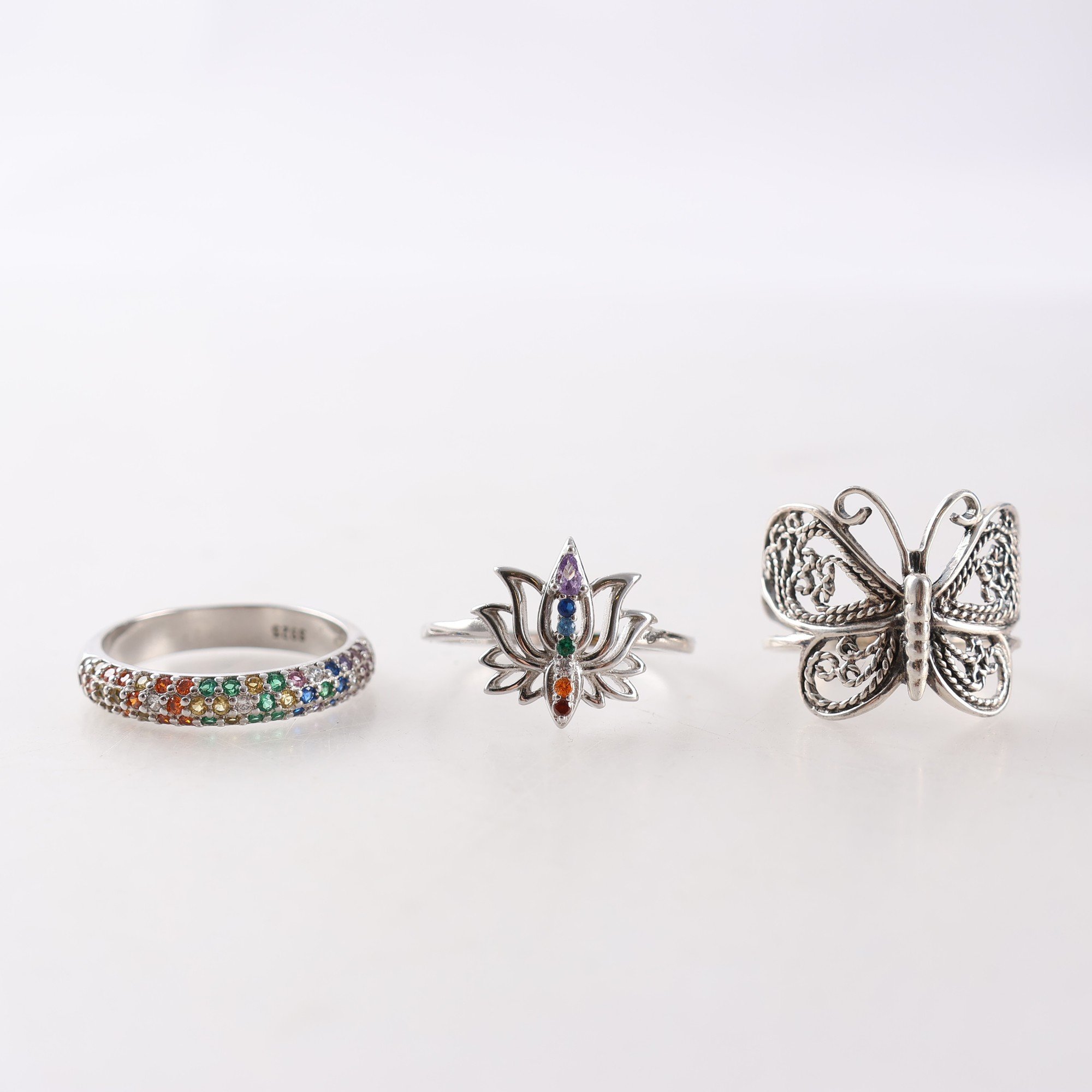 Ringar, silver 925, färgade stenar, chakra, fjäril, brv: 7.0g