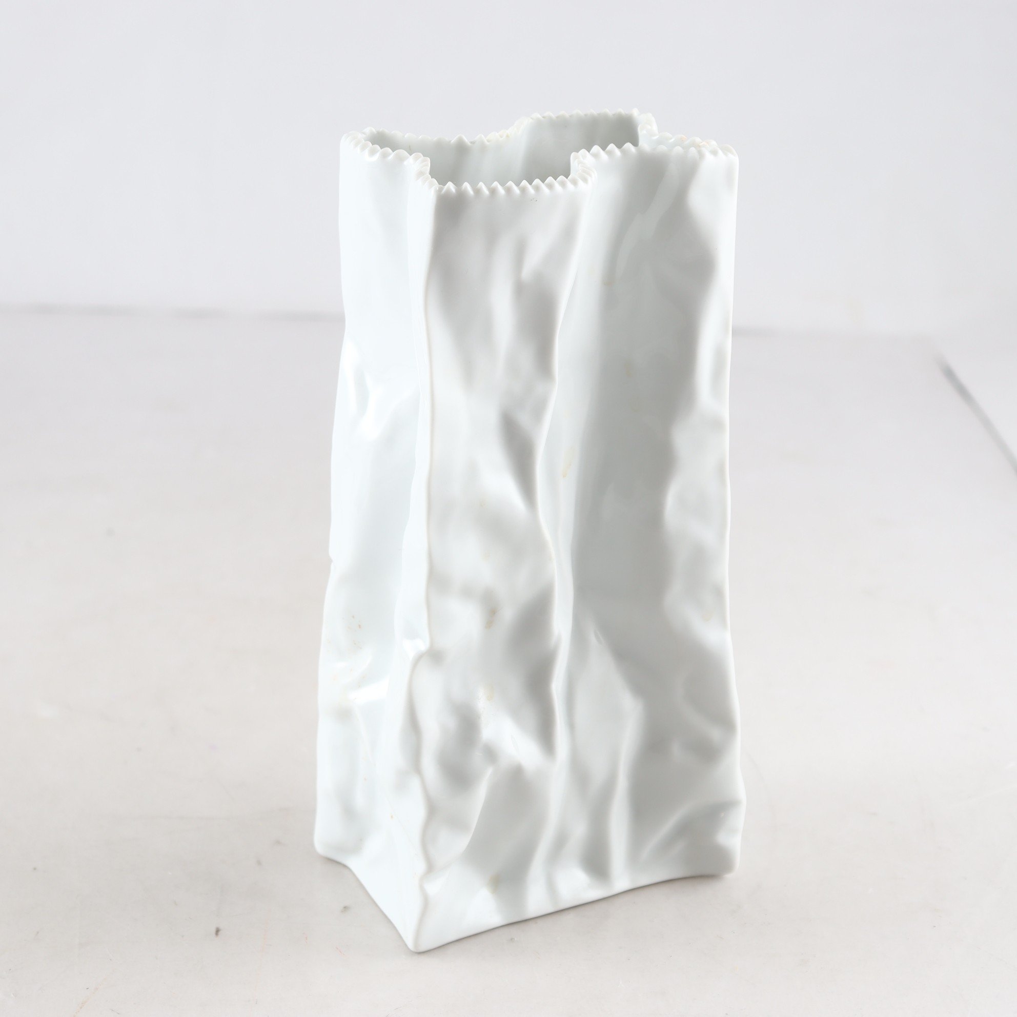 Vas, porslin, Papperspåse, Tapio Wirkkala, Rosenthal