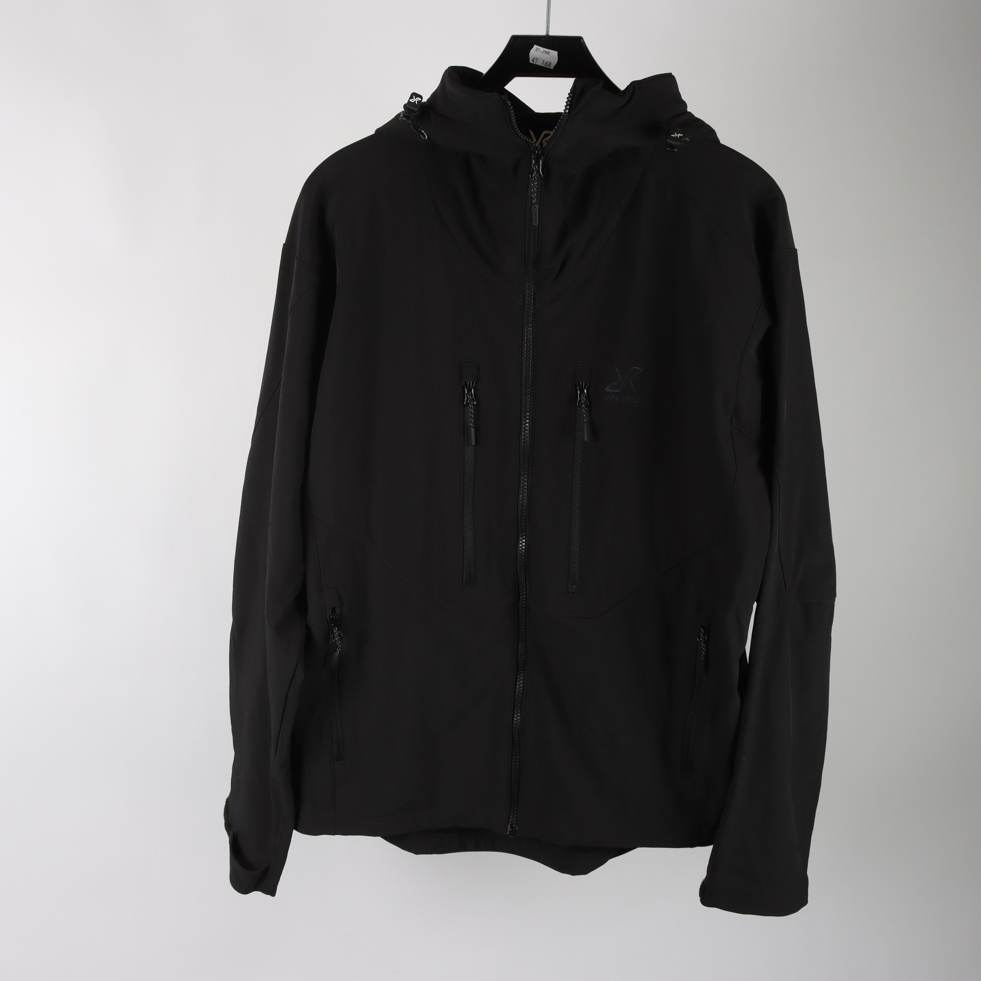 Softshelljacka, Revolution Race, stl. L