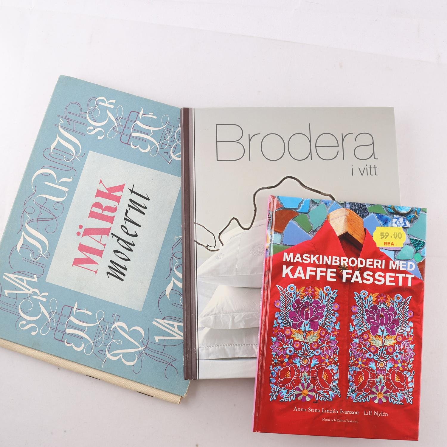 Bokpaket, broderi, 3 volymer