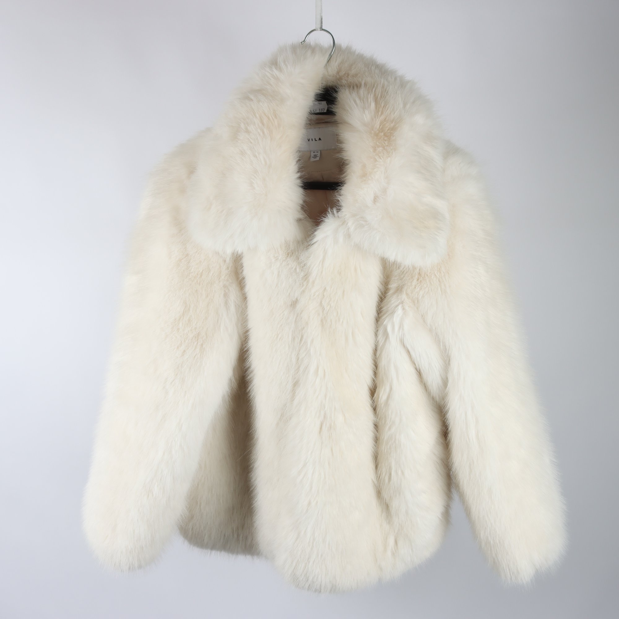 Jacka, Vila, stl. 42