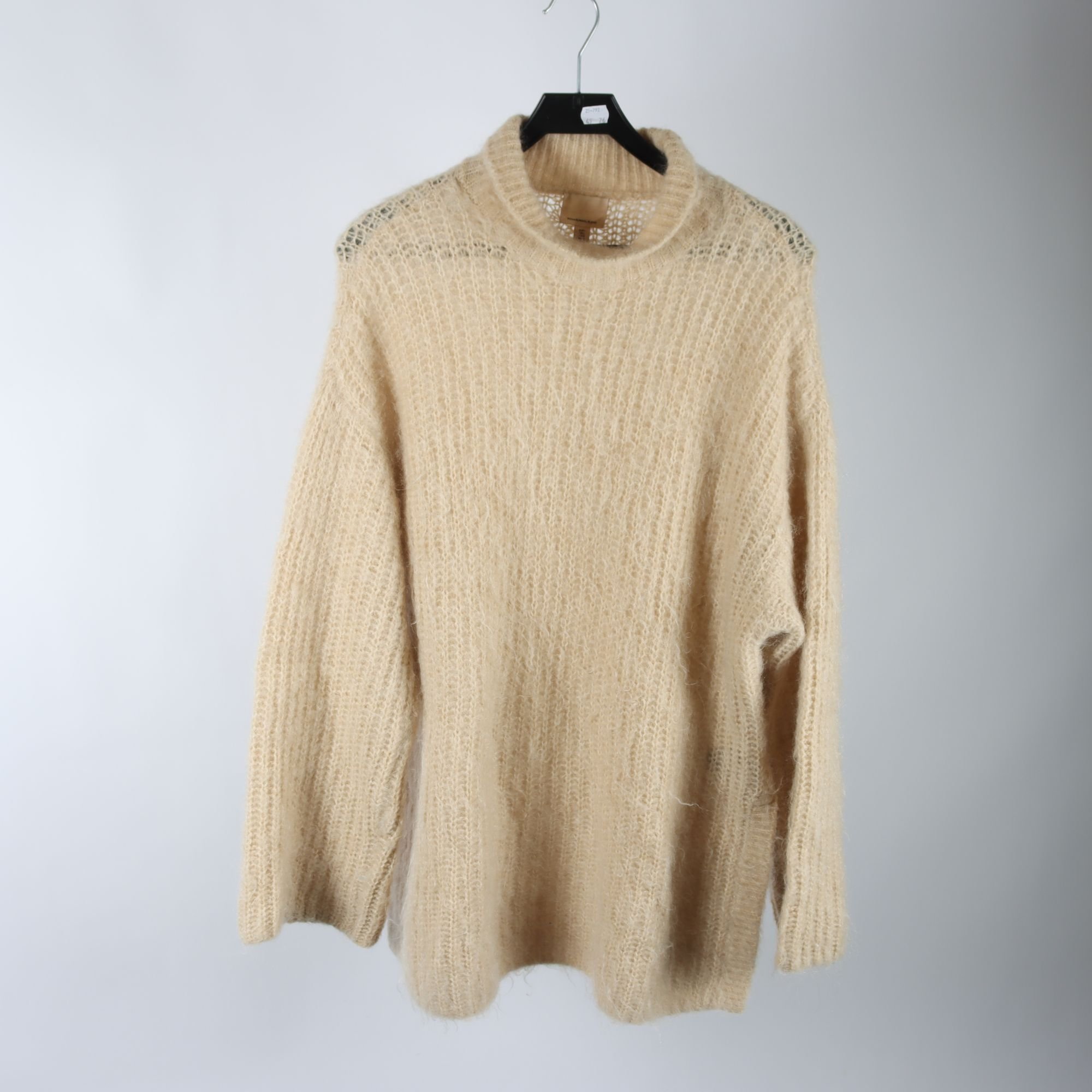 Stickad tröja, H&M, mohair/ullblandning, stl. L