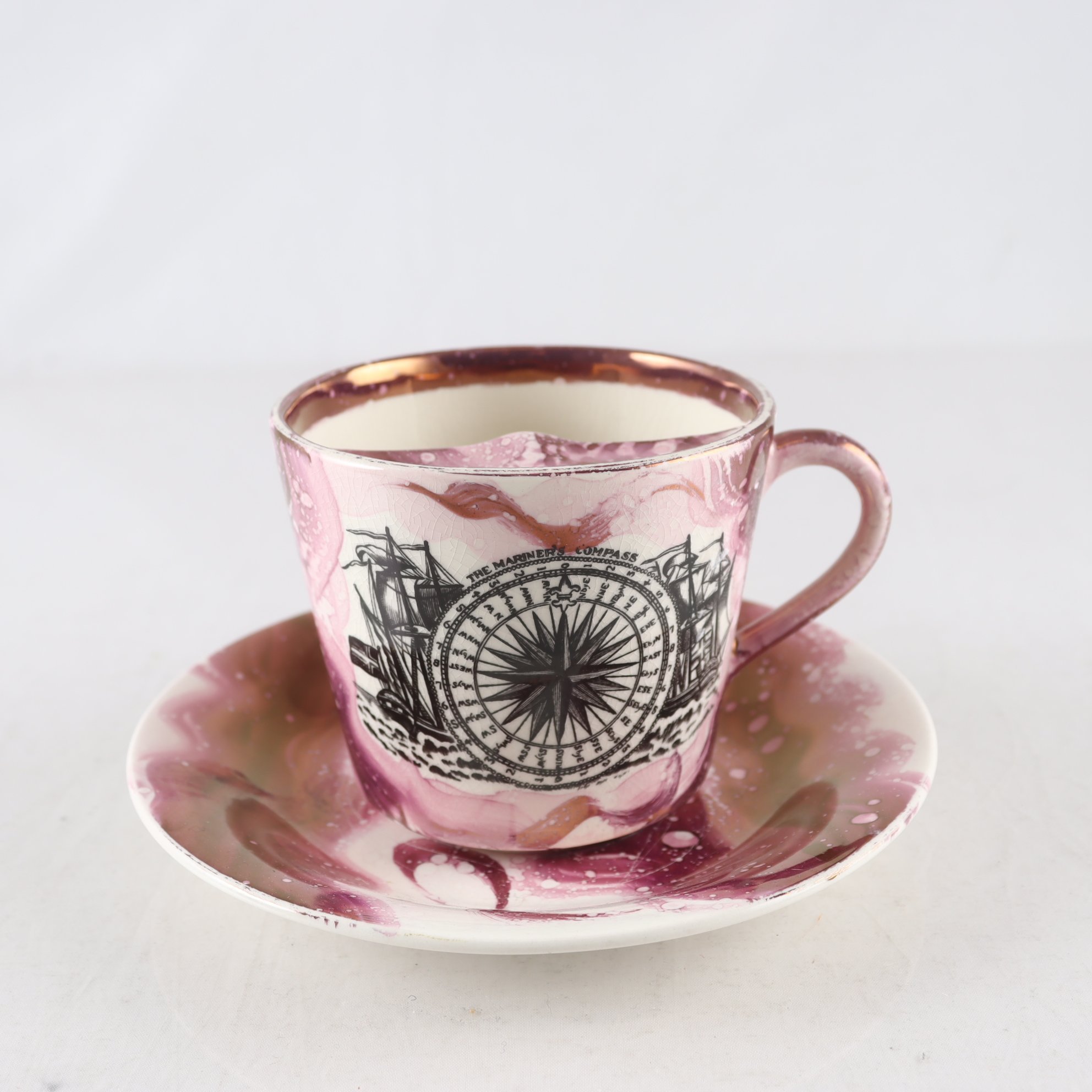 Kopp med fat, Mustaschkopp, Sunderland Lustreware