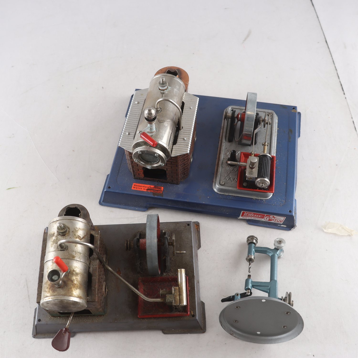 Ångmaskiner, Wilesco, 2st repobjekt. Samfraktas ej.