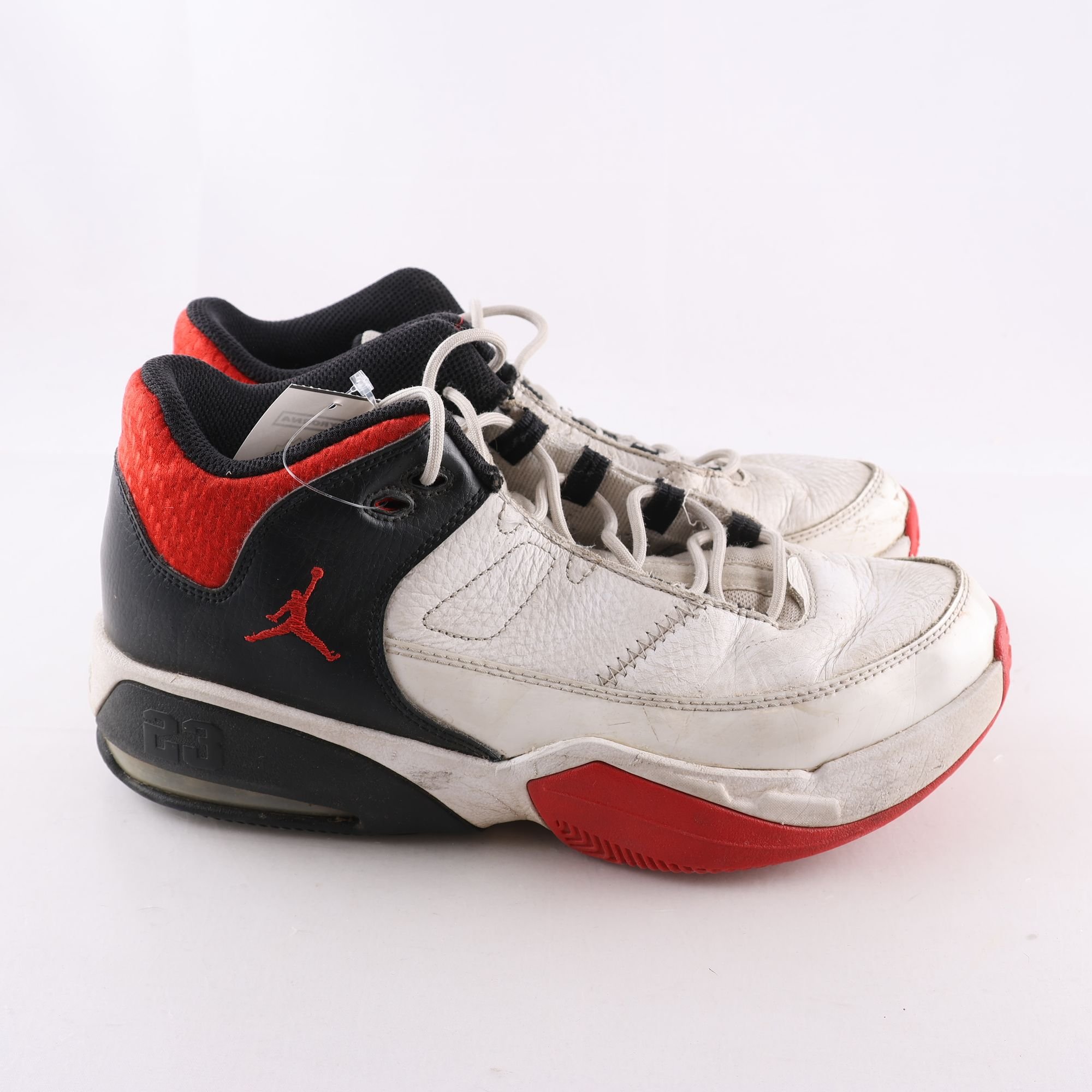 Sko, Nike Air Jordan 23, stl. 42