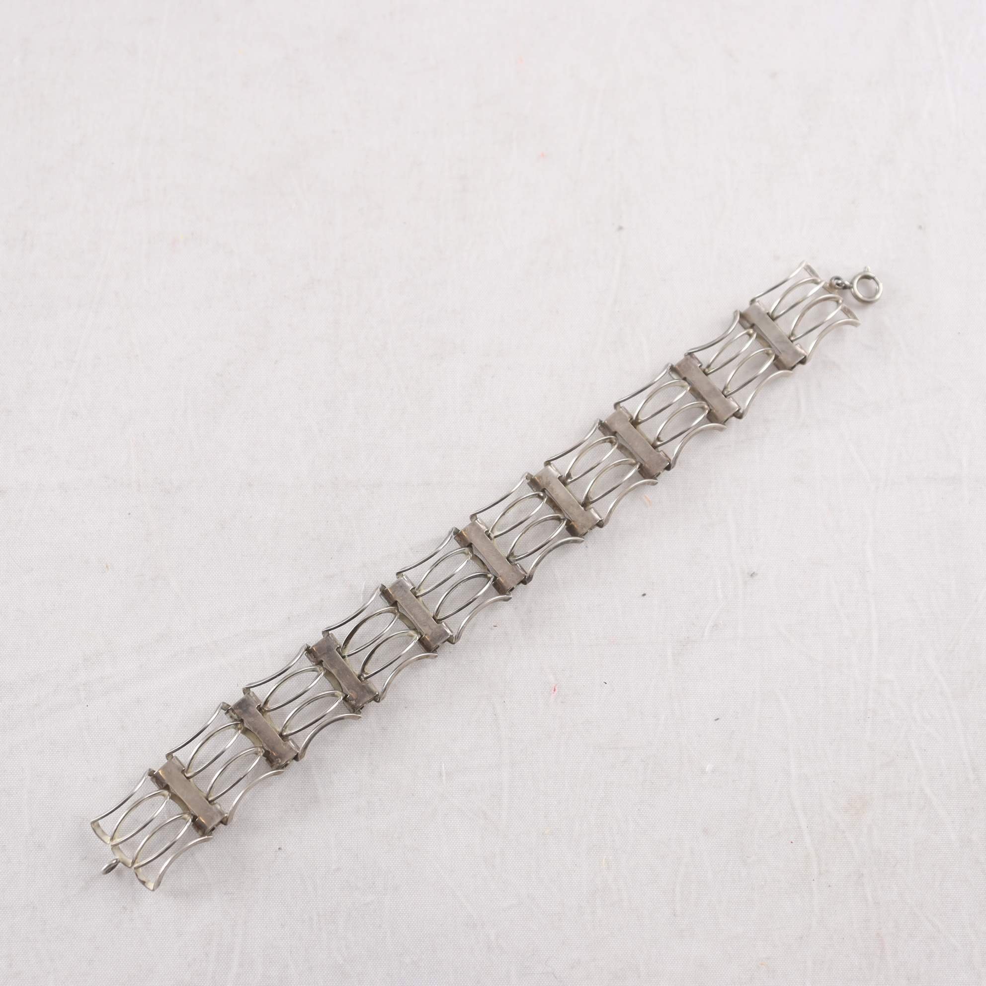 Armband, silver, stämplat kattfot.