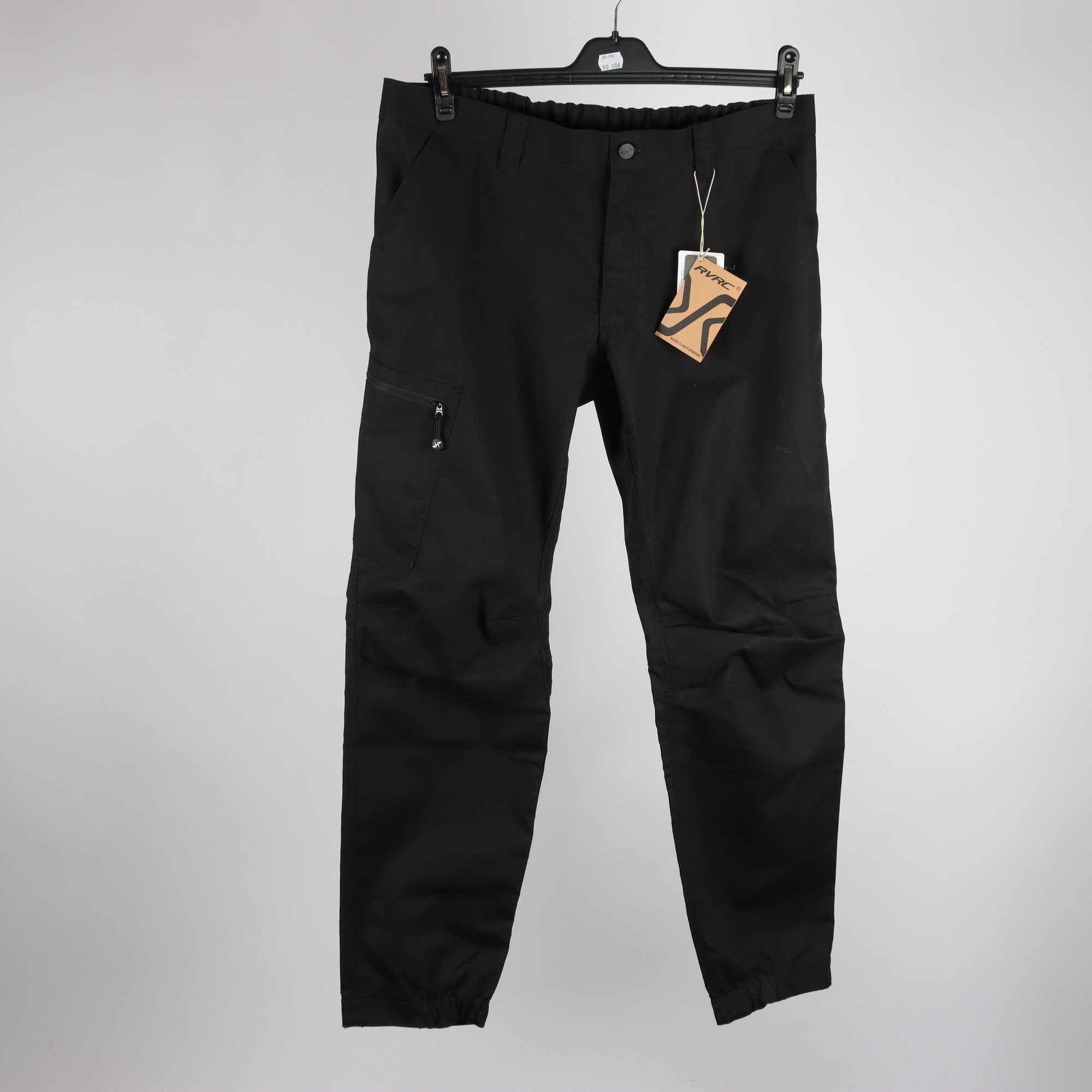 SkalByxor, Revolution Race, stl. XL