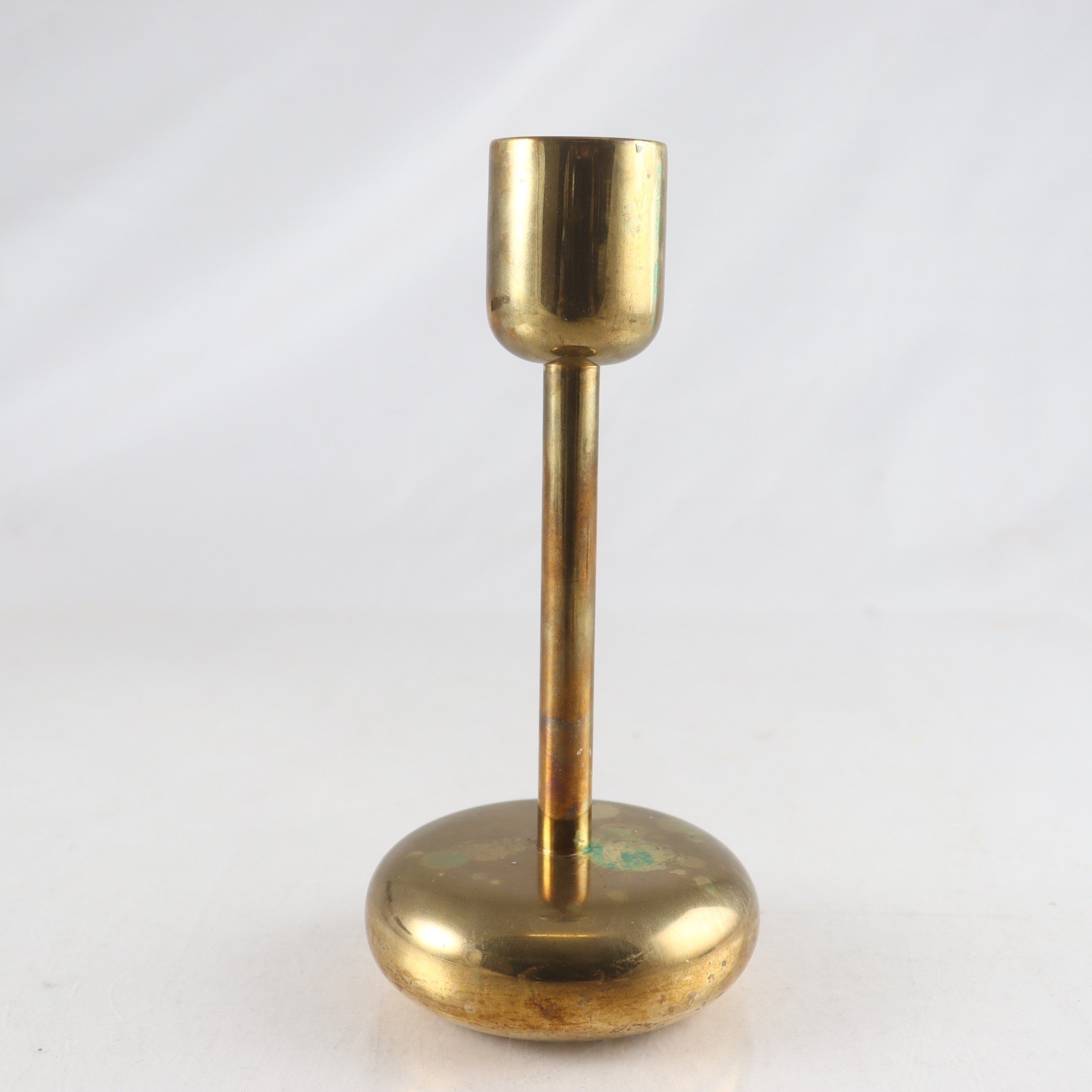 Ljusstake, iittala, ’Nappula’, Matti Klenell, mässing