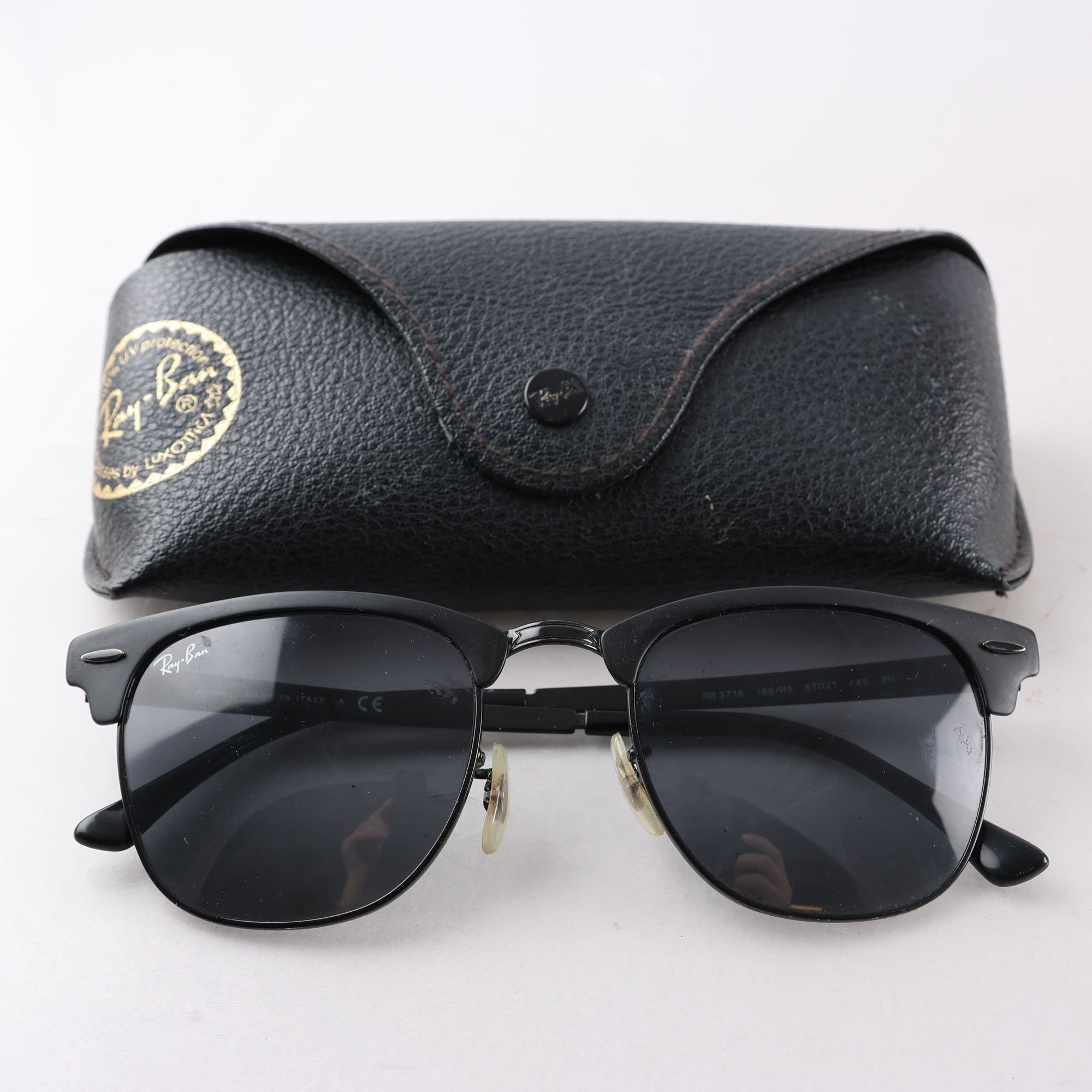 Solglasögon, Ray-Ban