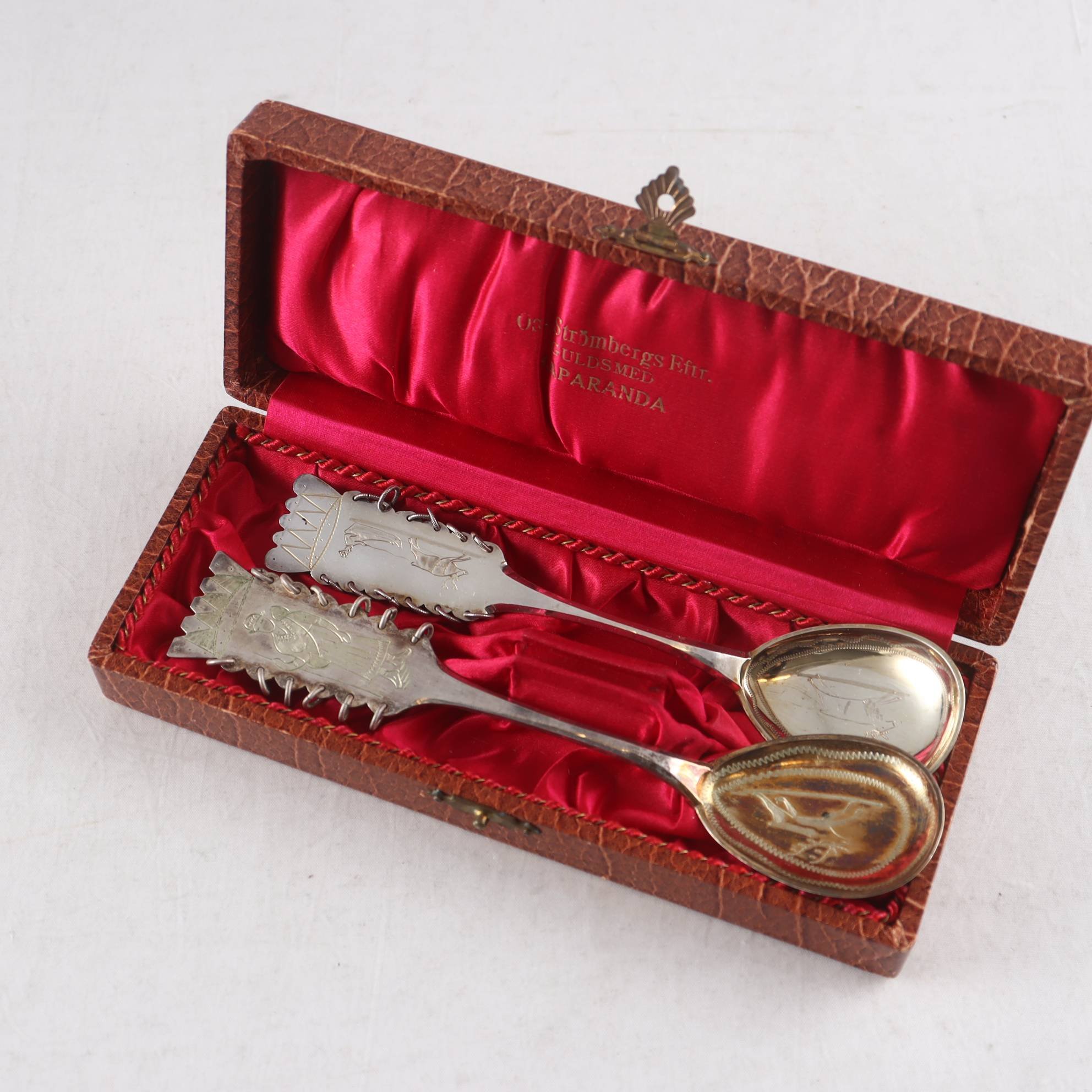 Silverskedar, stämplade, kattfot & s, 2 st