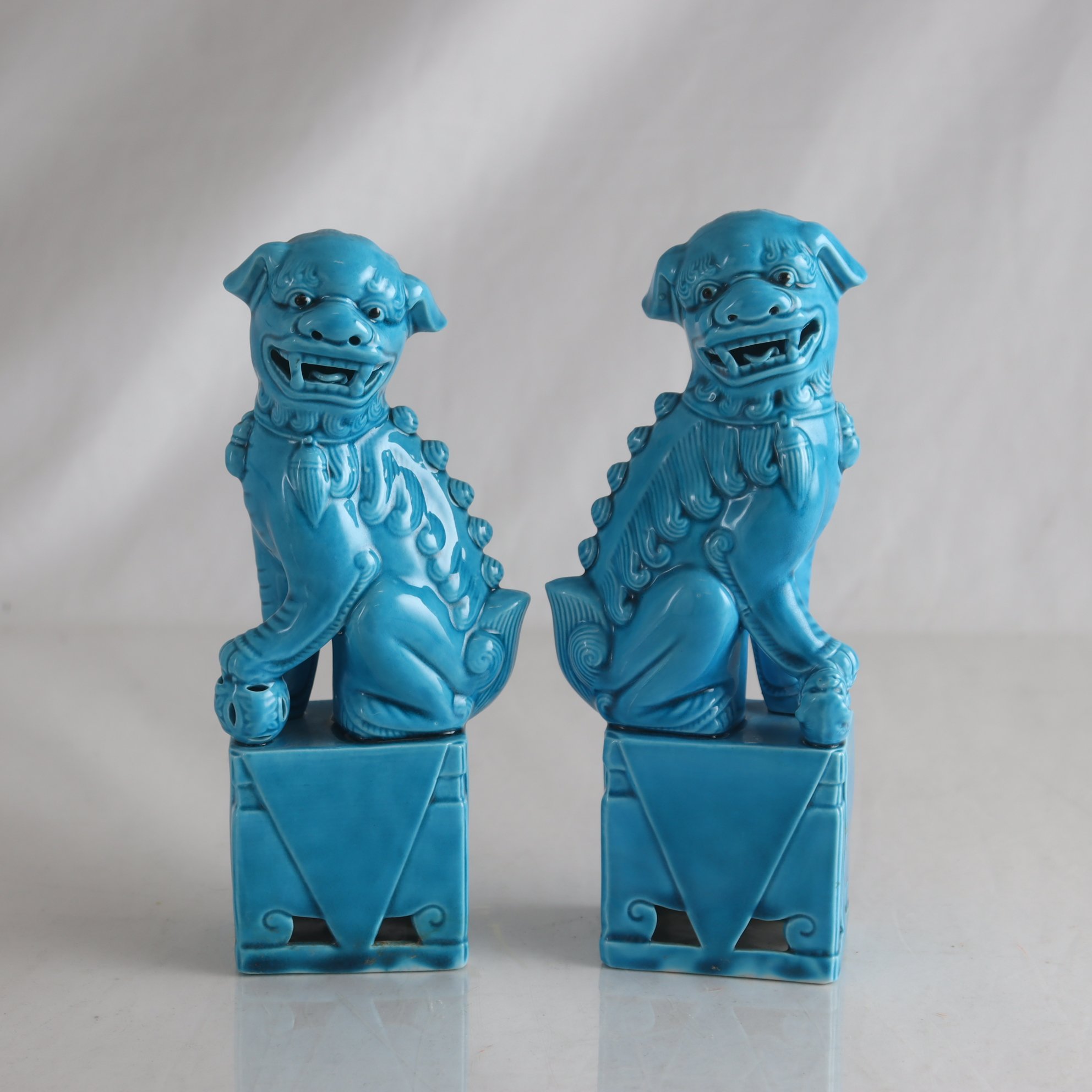 Paret Fohundar, Kina, 1900-talets andra hälft