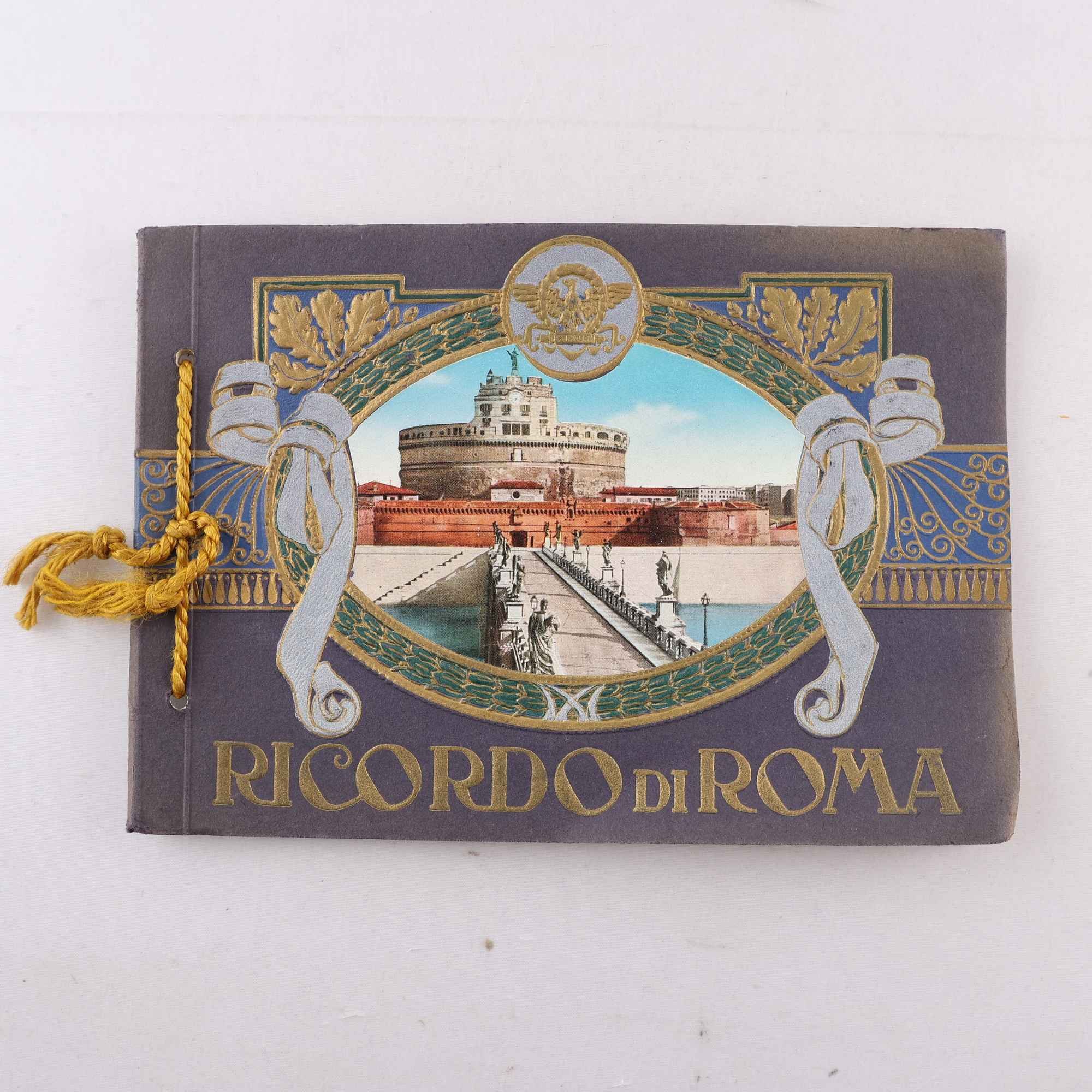 Litet album med bilder från Rom, ca 1900-talets mitt