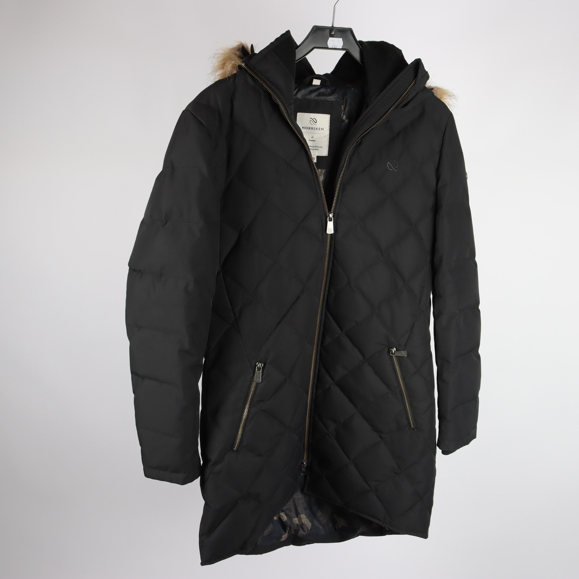 Vinterkappa, Norrsken, svart, stl. 36.